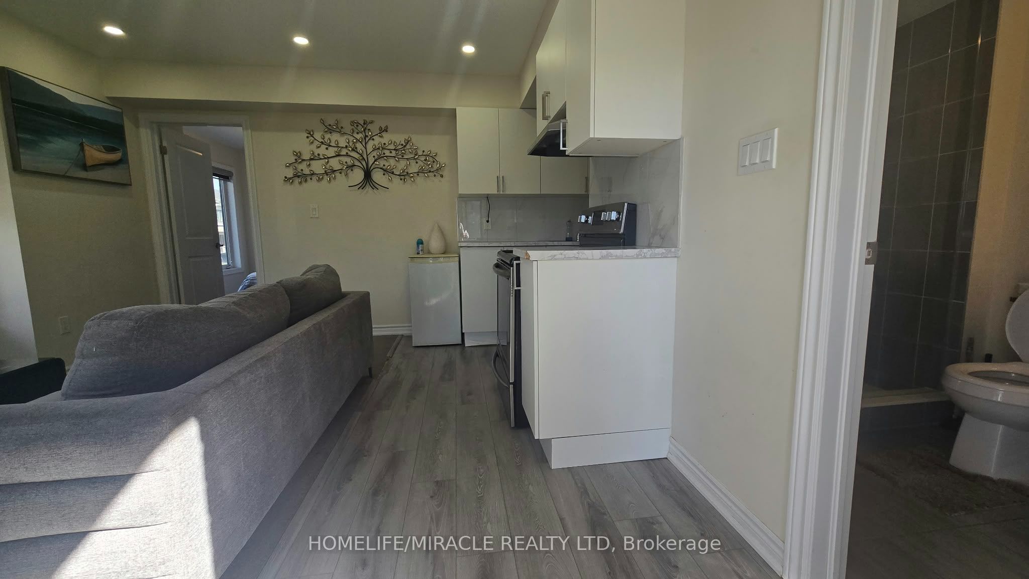 771 Chinook Path Property Photo 15