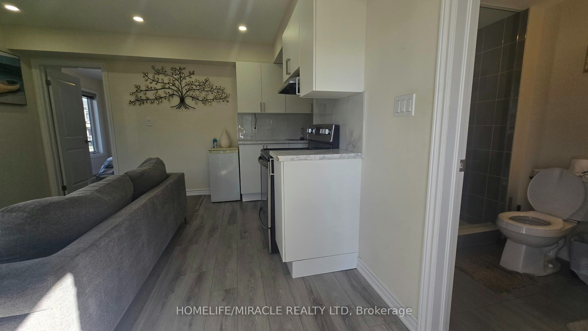 771 Chinook Path Property Photo 18