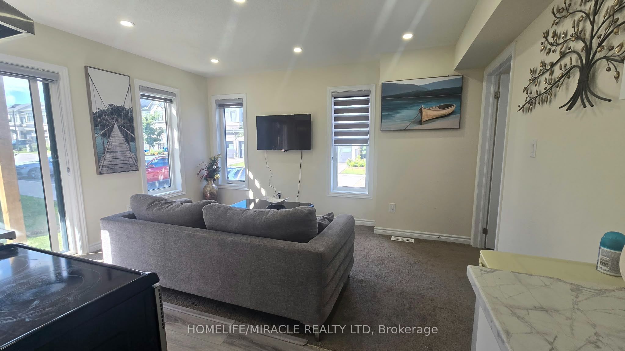 771 Chinook Path Property Photo 40