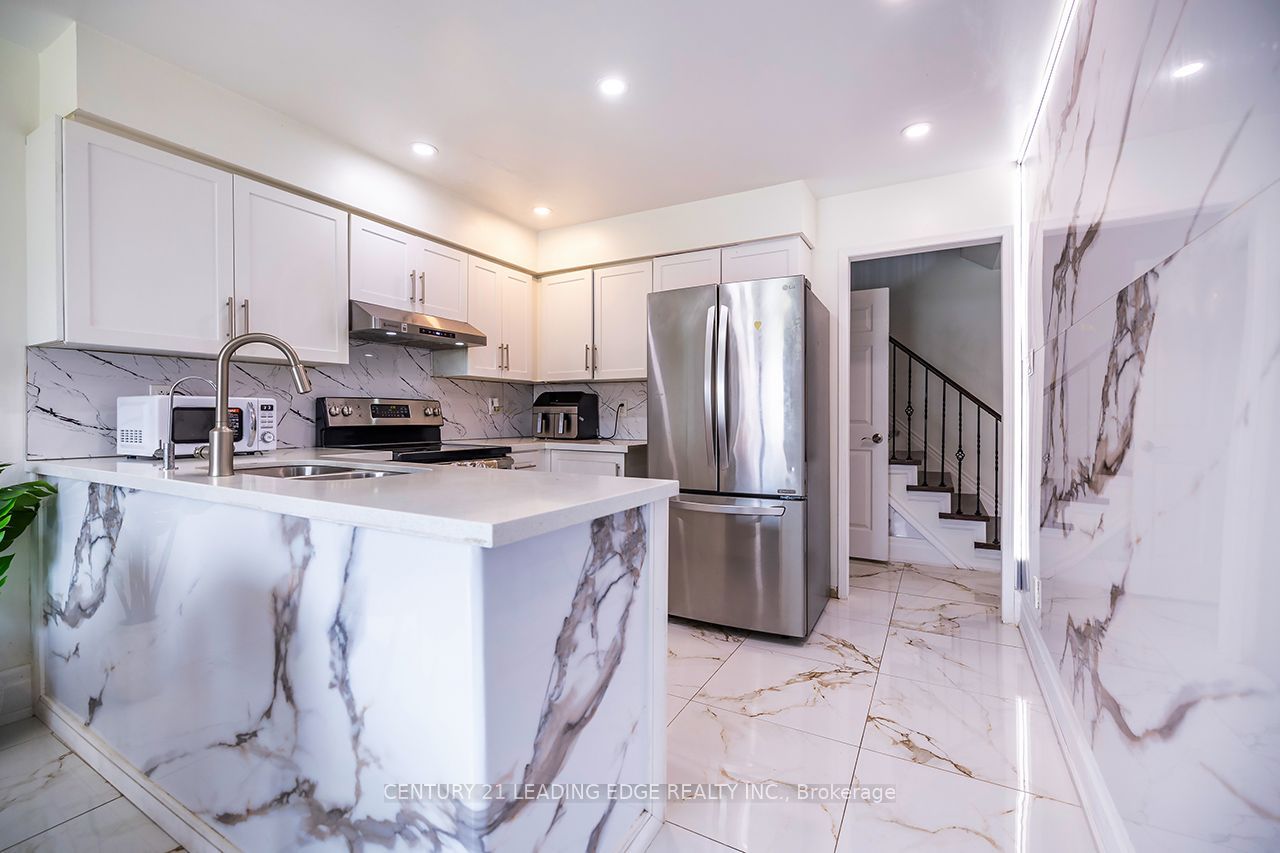 14 Guildwood Drive Property Photo 24