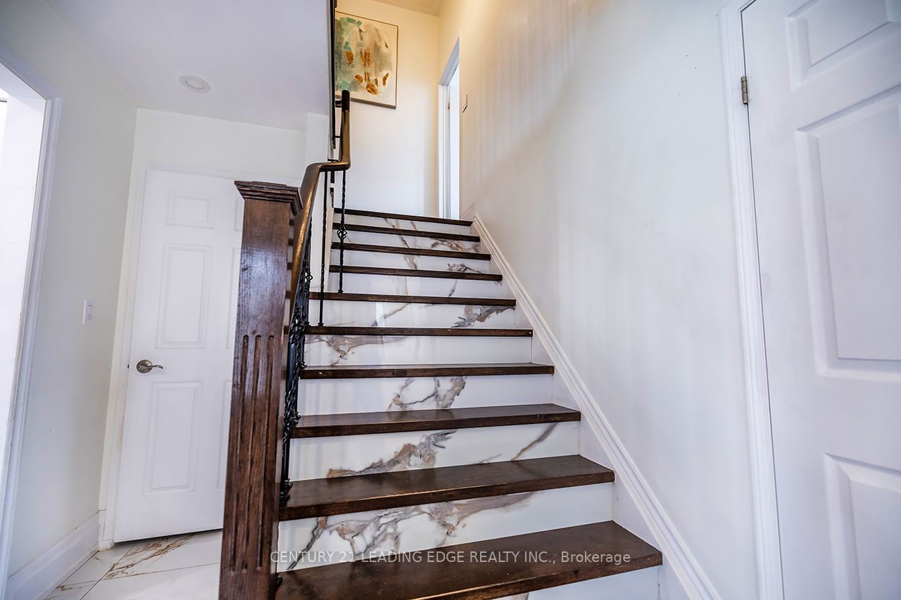 14 Guildwood Drive Property Photo 36