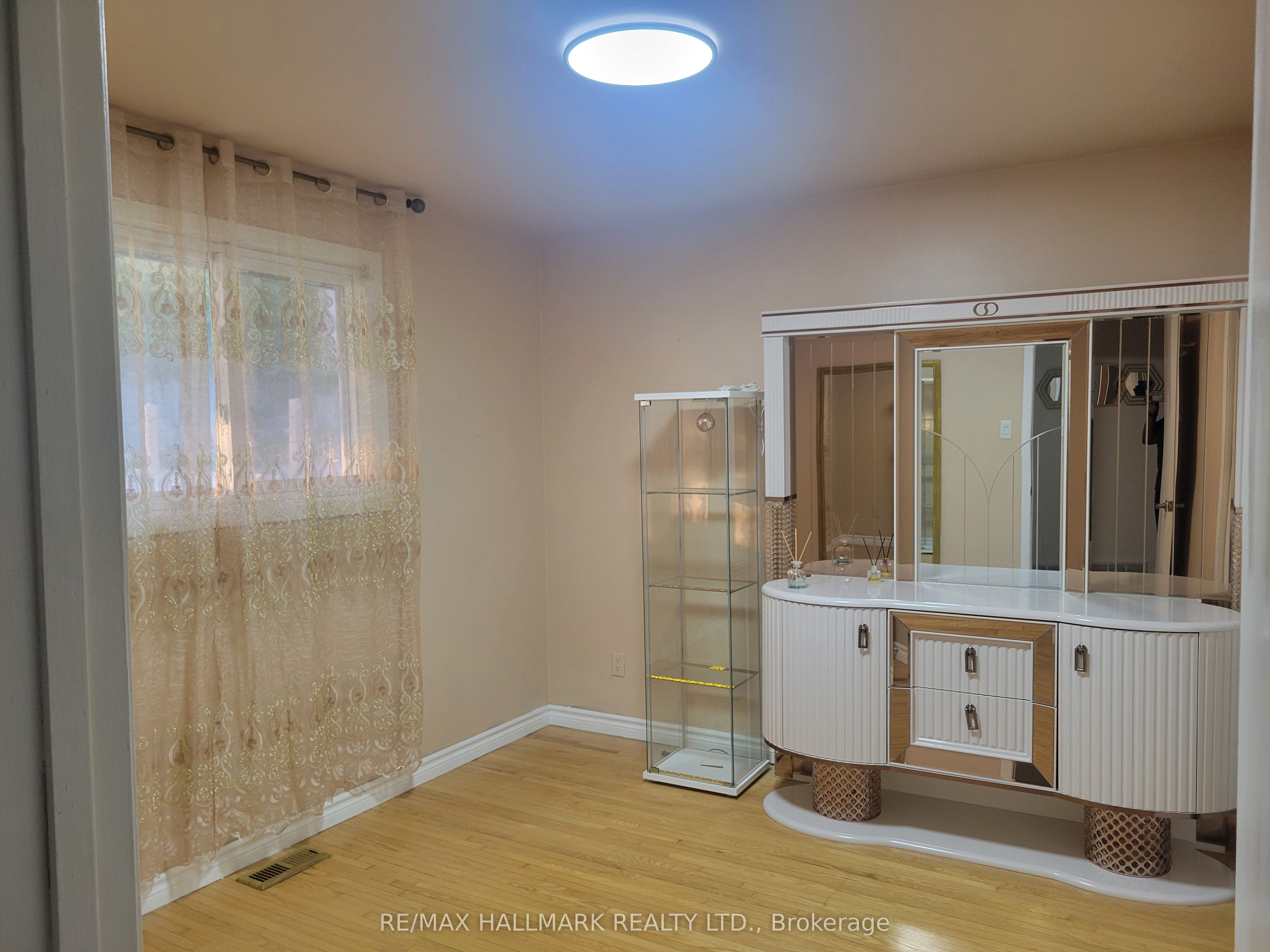 324 College Avenue Main Property Photo 16