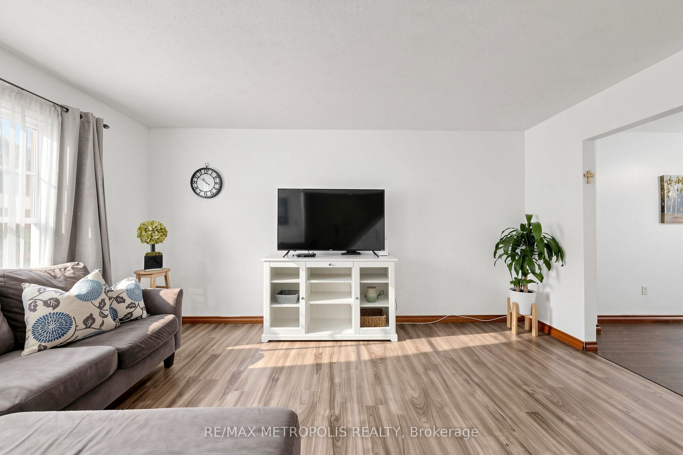 580 Eyer Drive 96 Property Photo 8