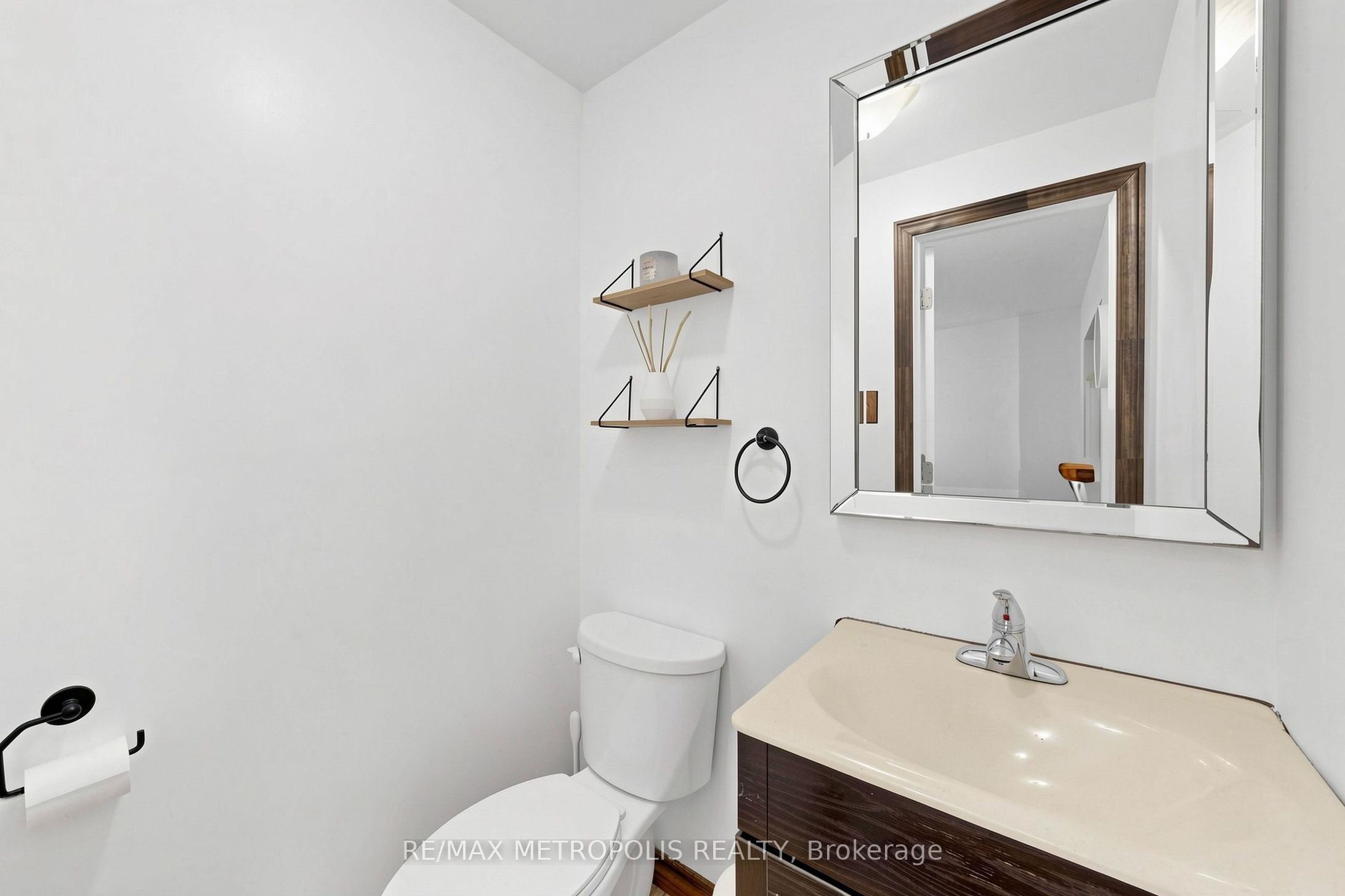 580 Eyer Drive 96 Property Photo 19
