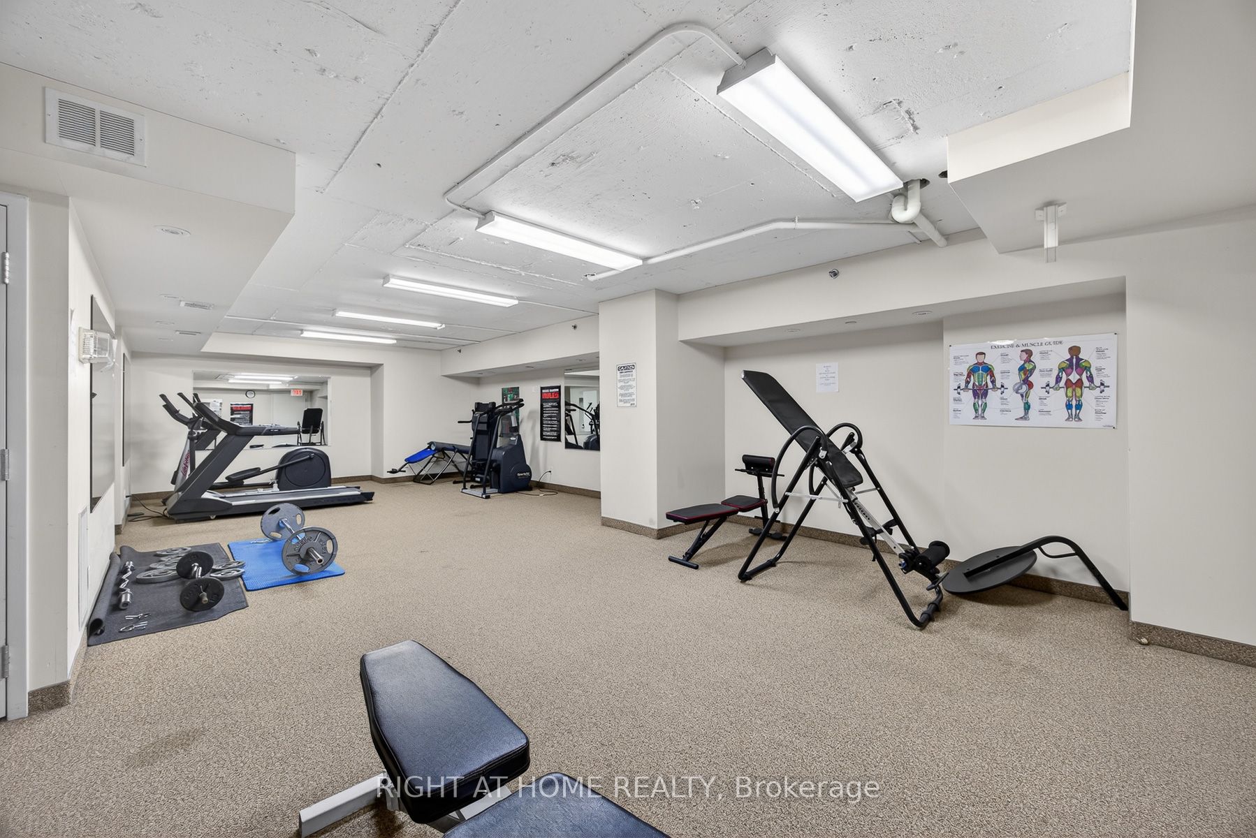 44 Bond Street W 518 Property Photo 26