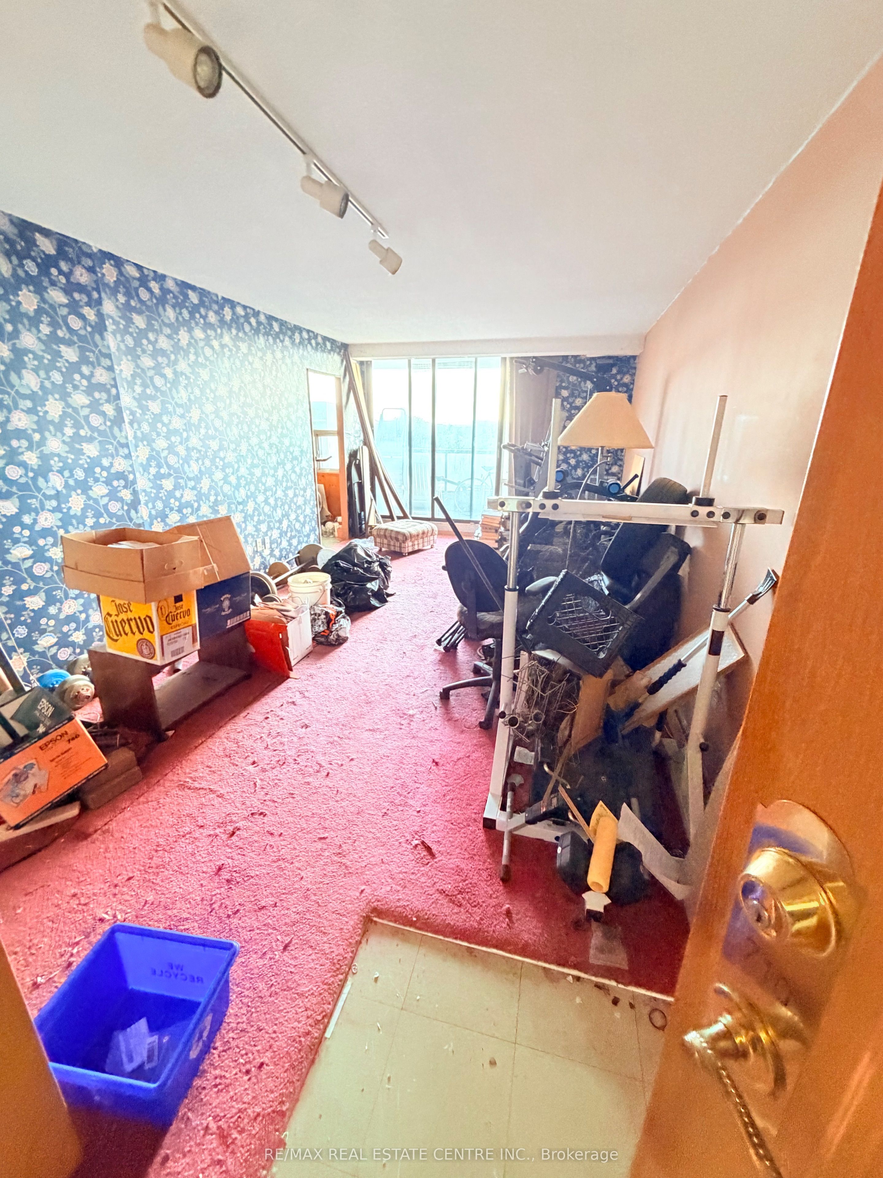 92 Church Street S #710 Property Photo 6