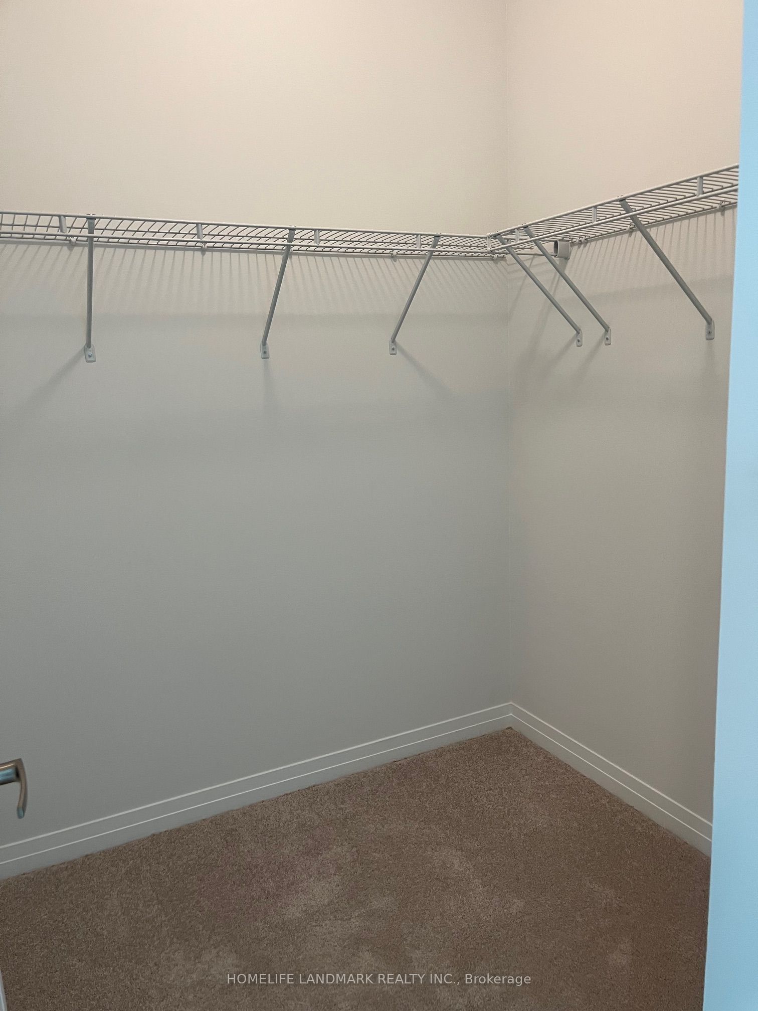 1040 Valhalla Terrace Property Photo 20