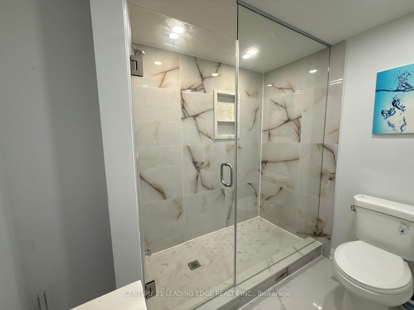 753 Glenforest Street Lower Property Photo 11