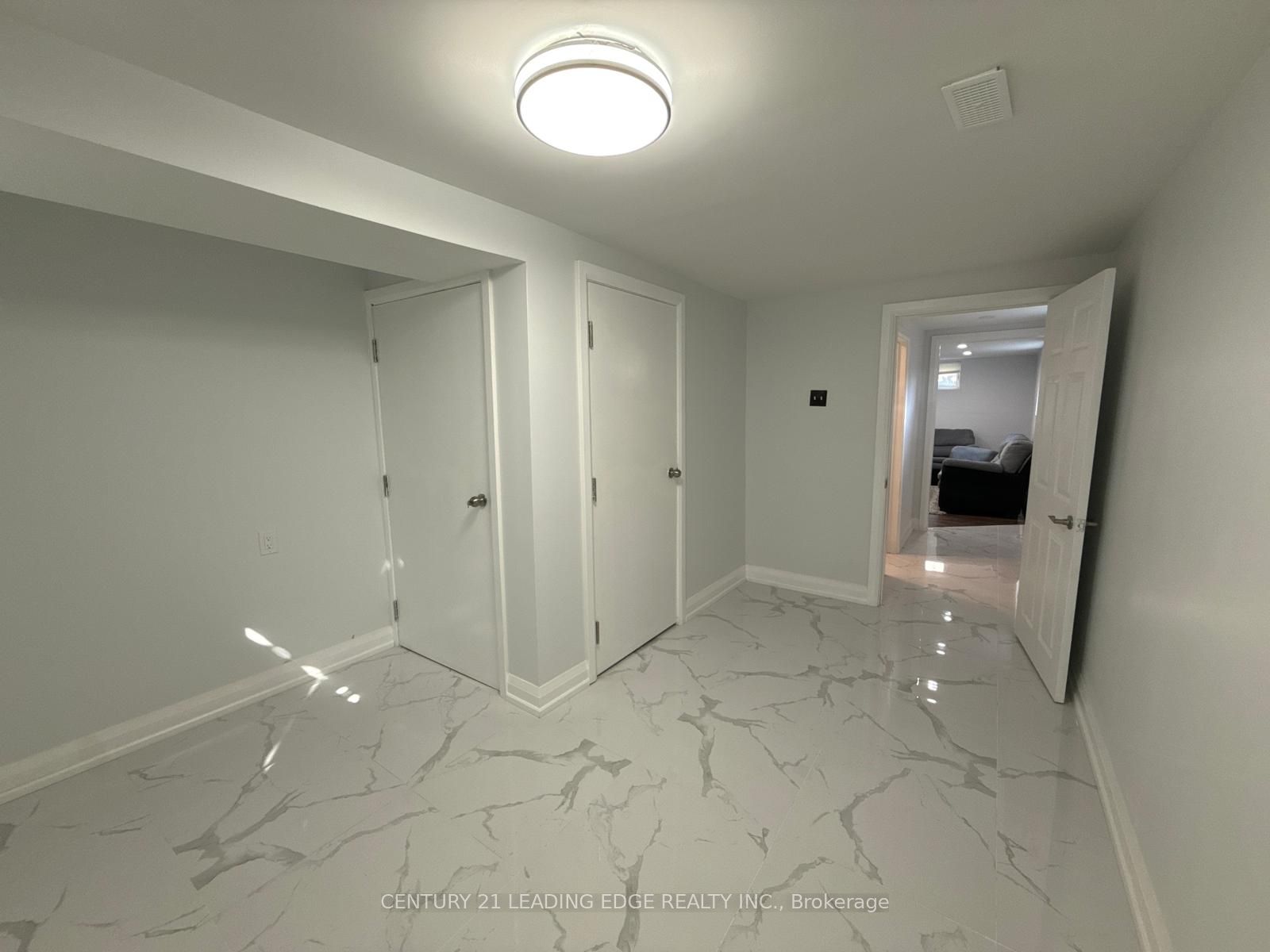 753 Glenforest Street Lower Property Photo 15