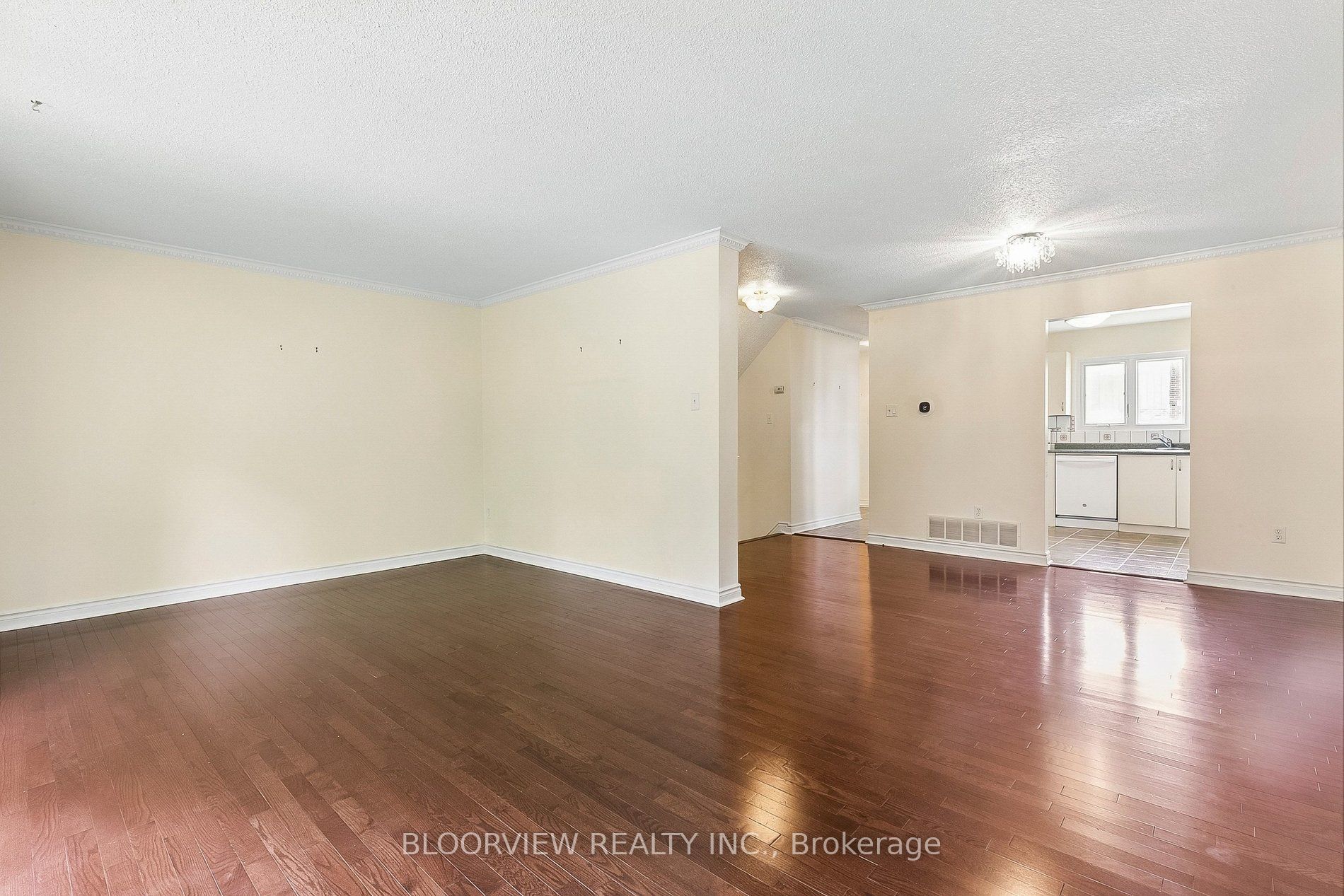 20 Brimwood Boulevard 57 Property Photo 10
