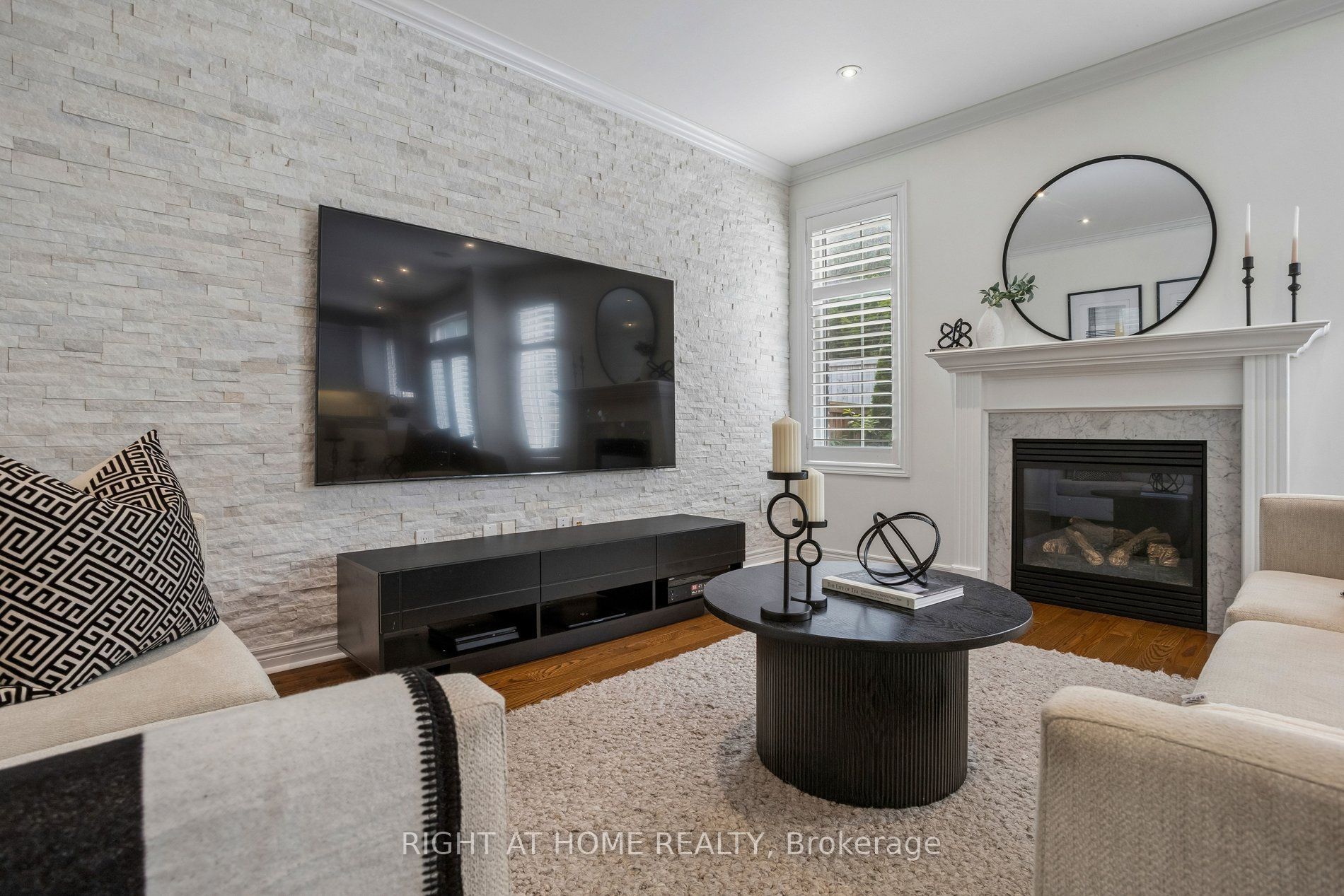 26 Bignell Crescent Property Photo 5