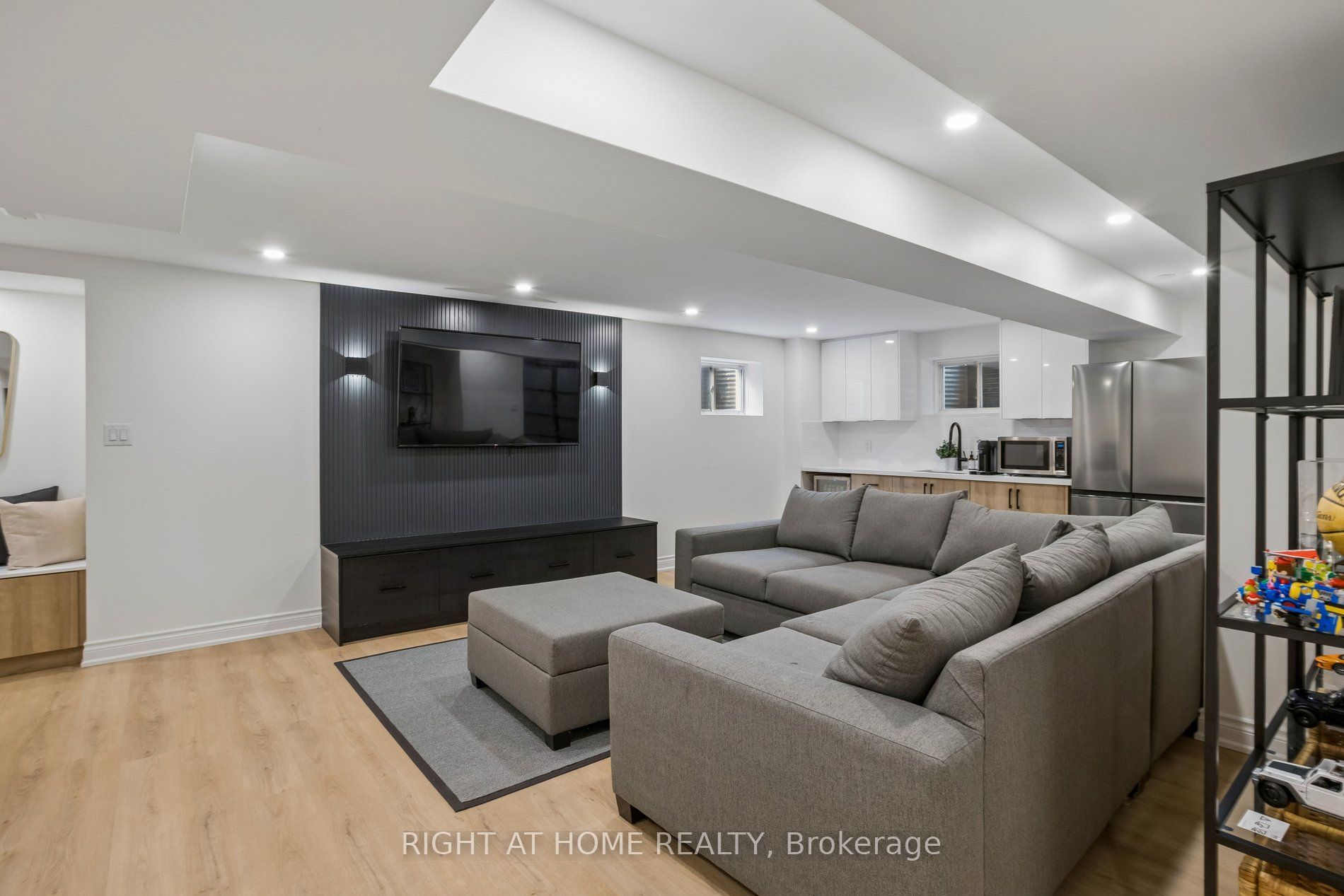26 Bignell Crescent Property Photo 16