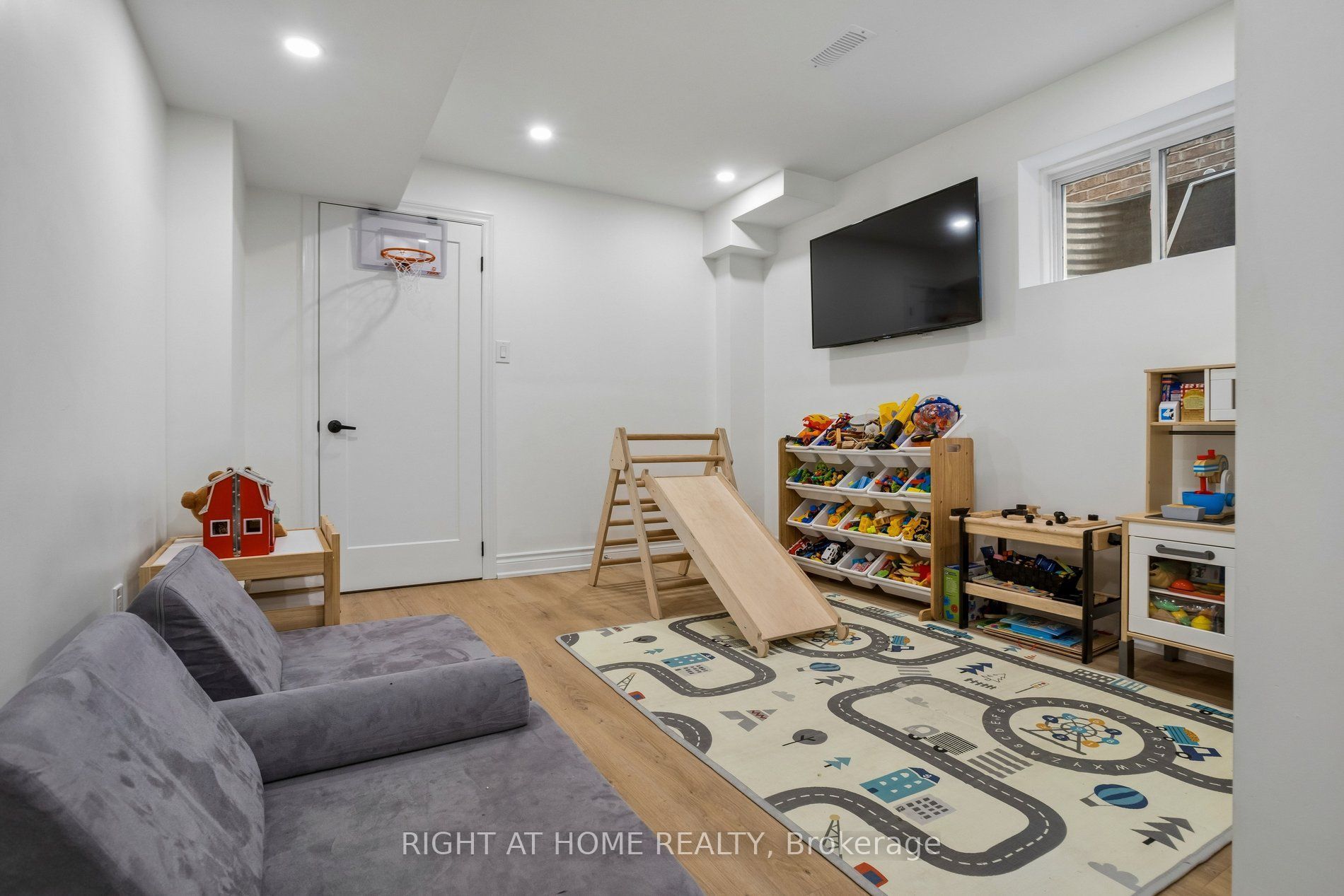 26 Bignell Crescent Property Photo 19