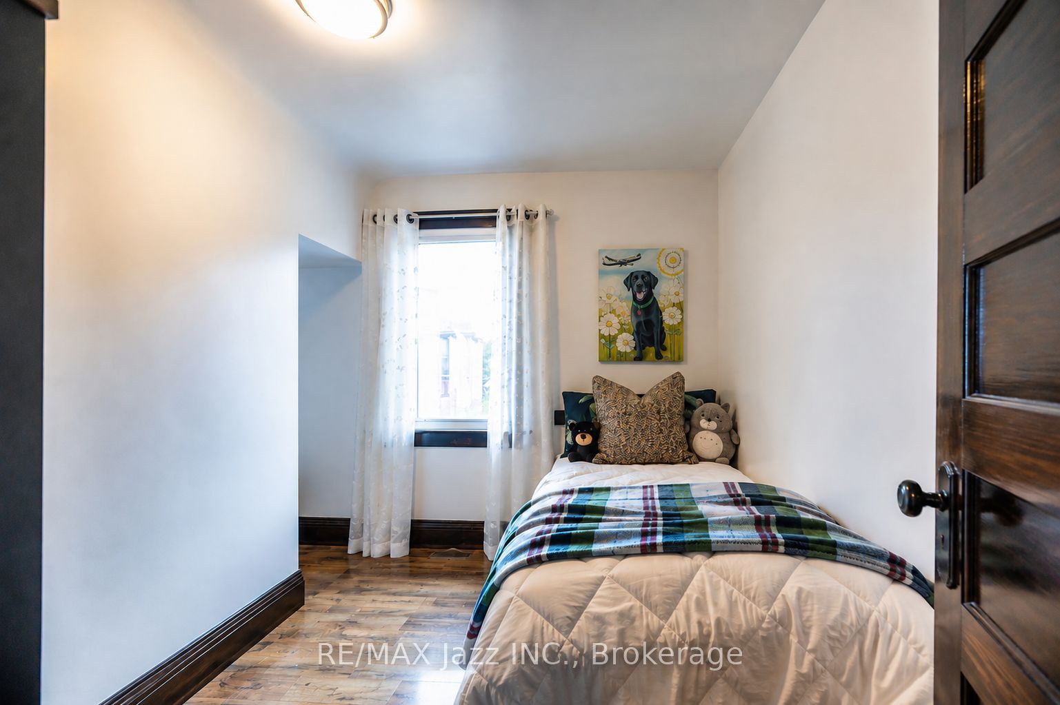 180 Olive Avenue Property Photo 14