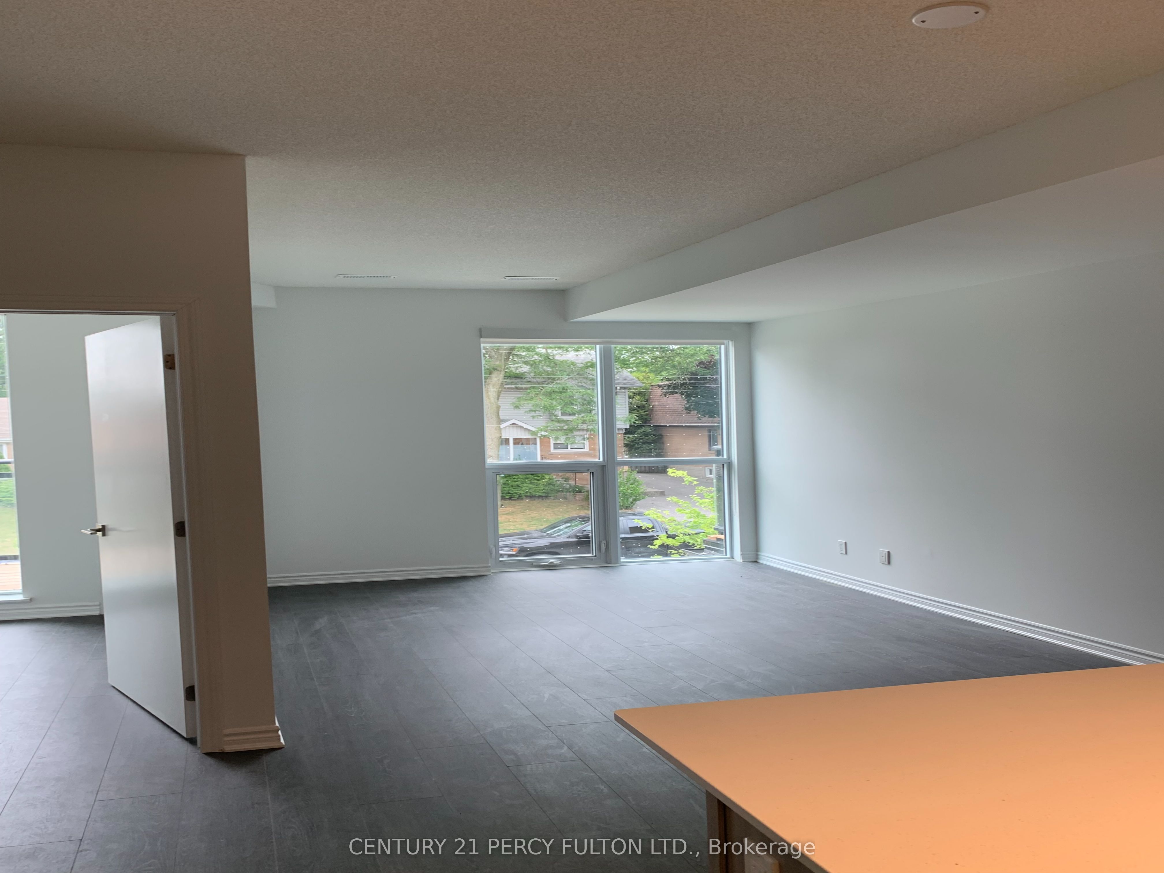 9b Falaise Road Property Photo 5