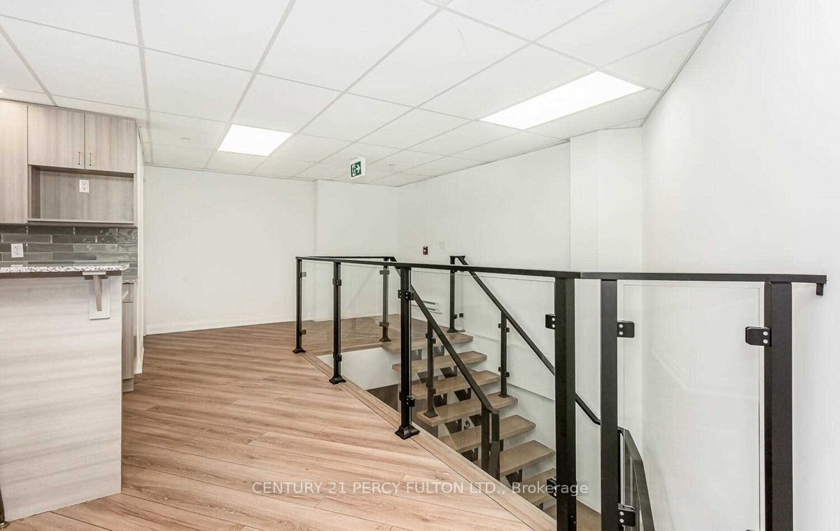 9b Falaise Road Property Photo 36