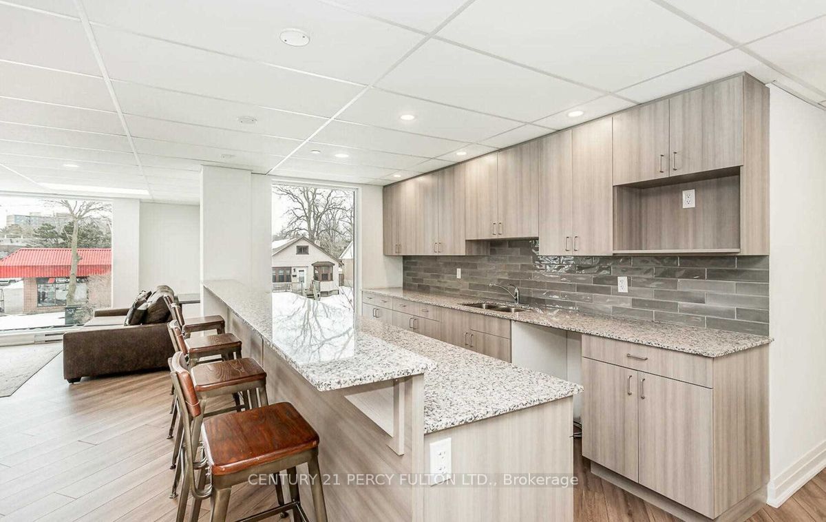 9b Falaise Road Property Photo 37