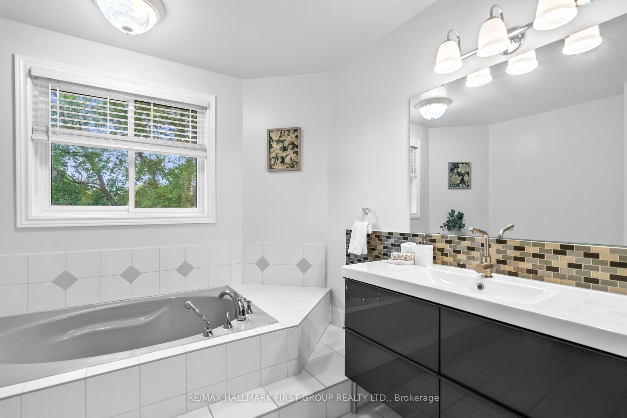 60 Spiers Crescent Property Photo 18