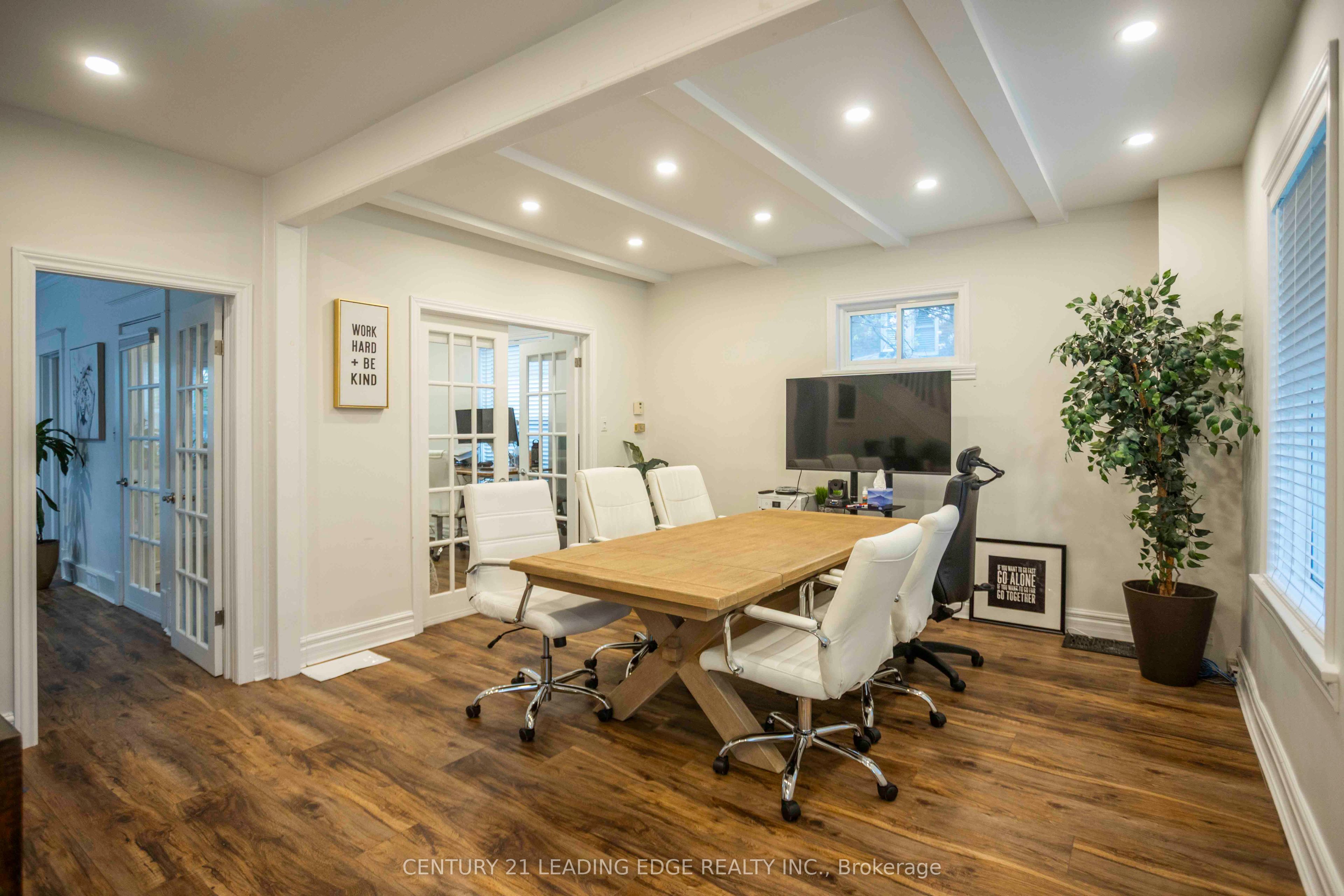 20 Baldwin Street Property Photo 3