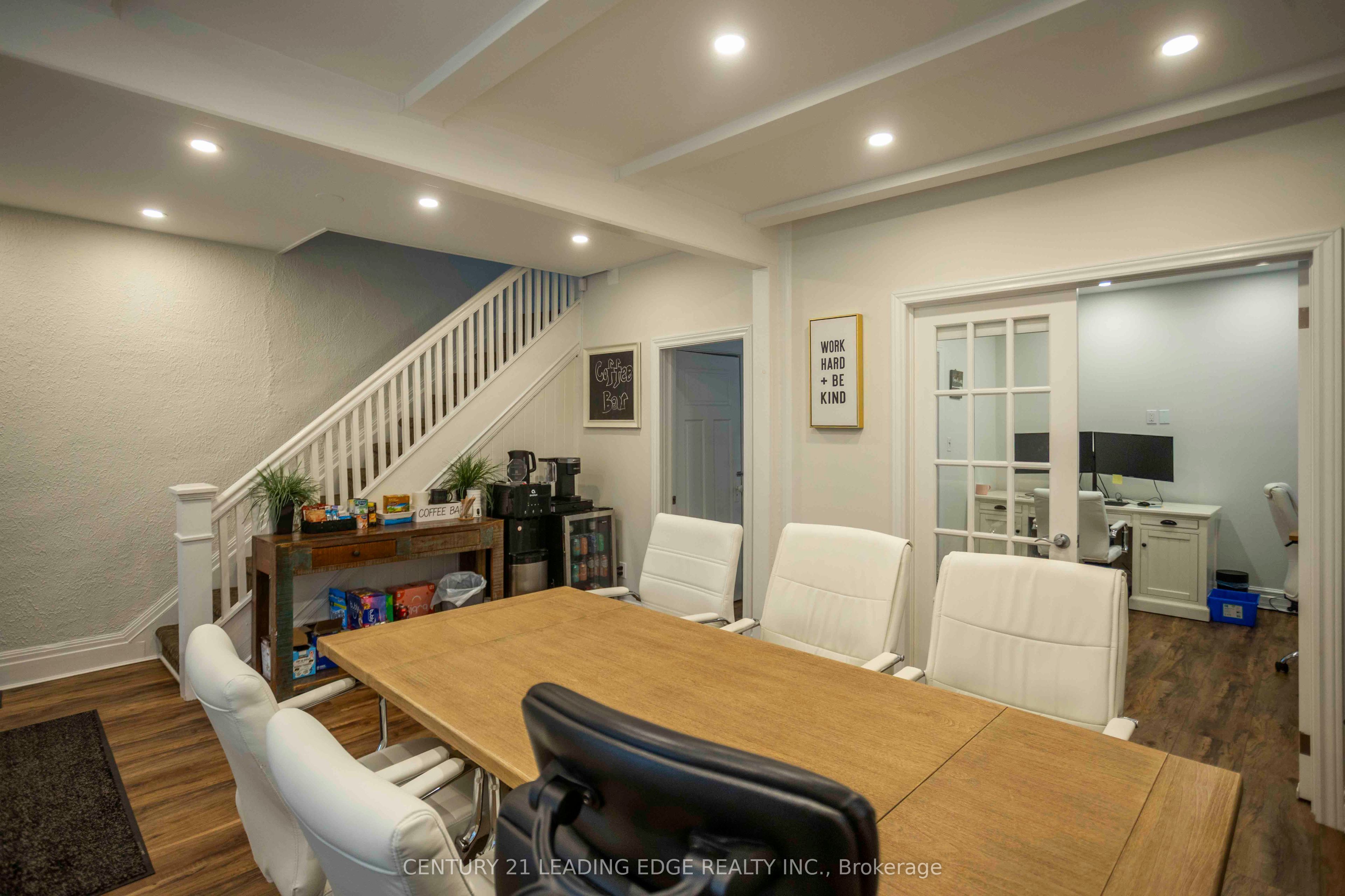 20 Baldwin Street Property Photo 4