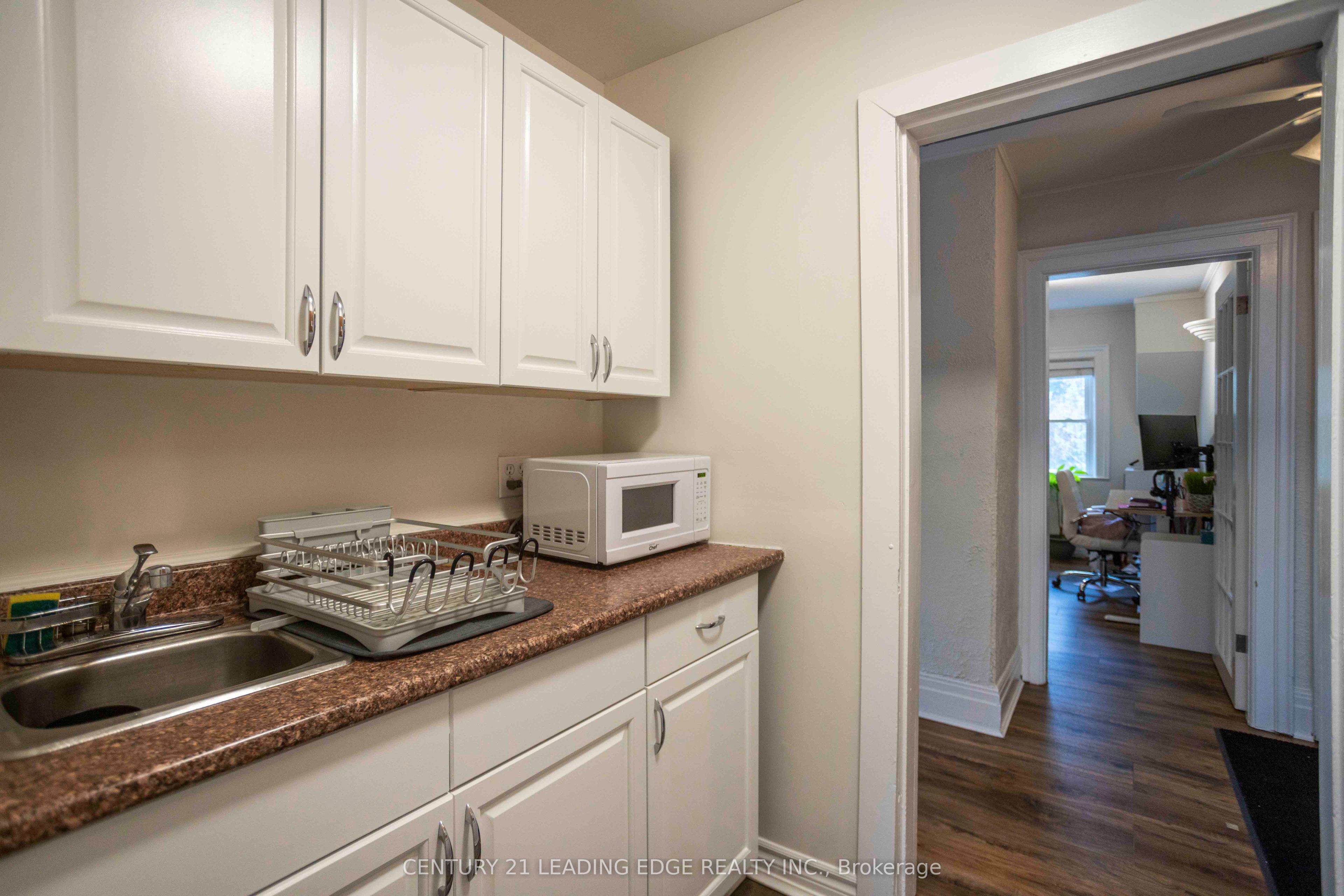 20 Baldwin Street Property Photo 9