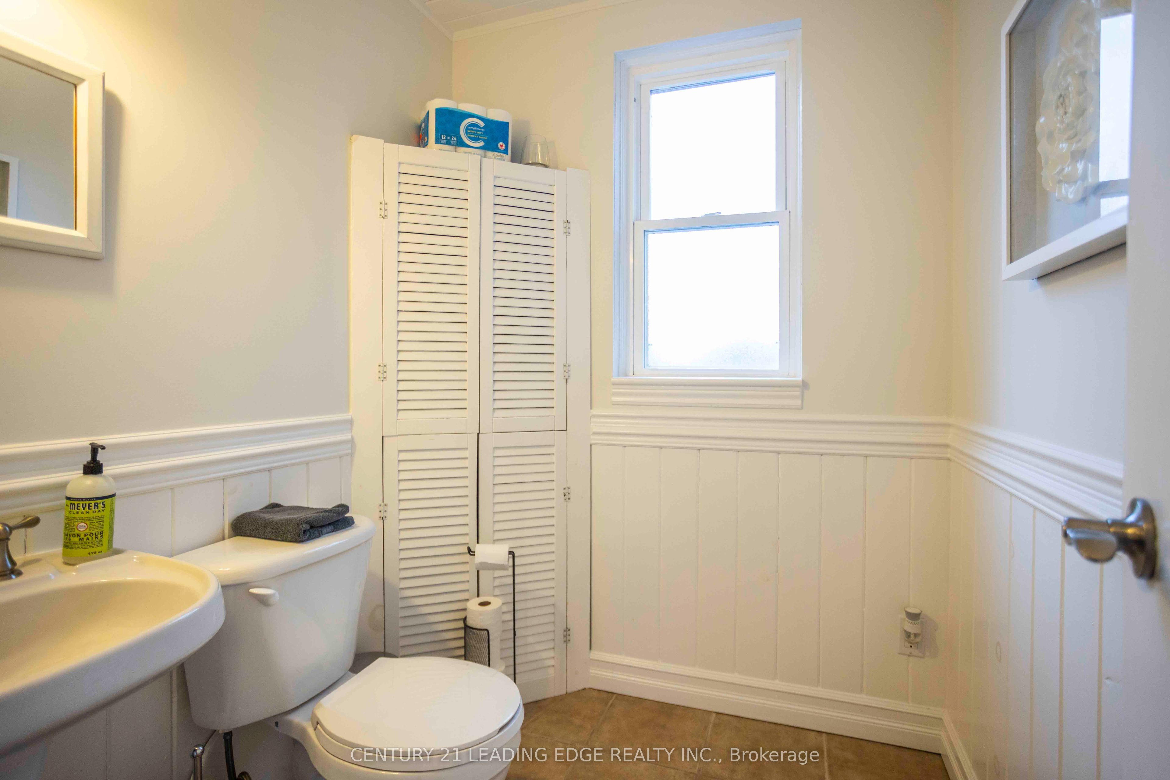20 Baldwin Street Property Photo 11