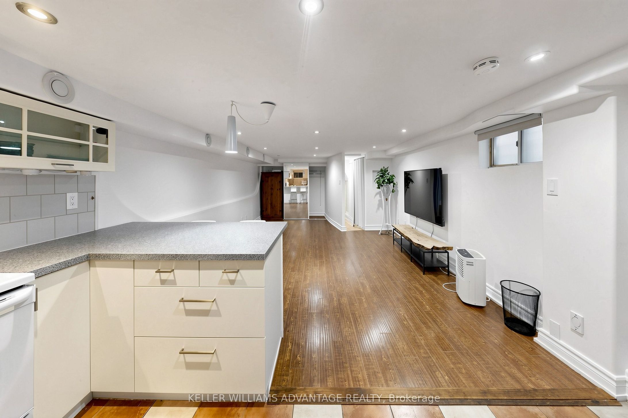 4 Edgewood Avenue Basement Property Photo 16