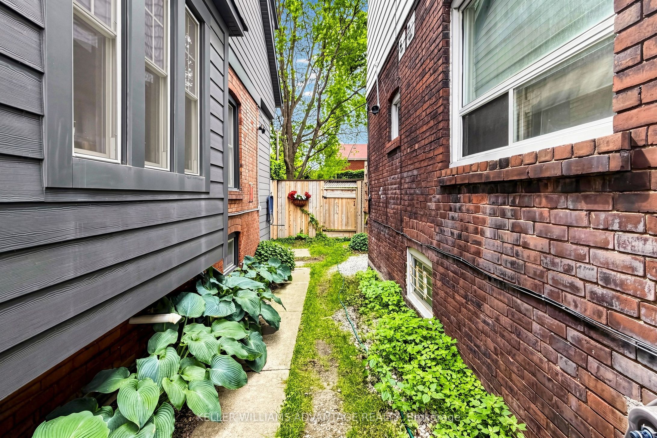 4 Edgewood Avenue Basement Property Photo 24