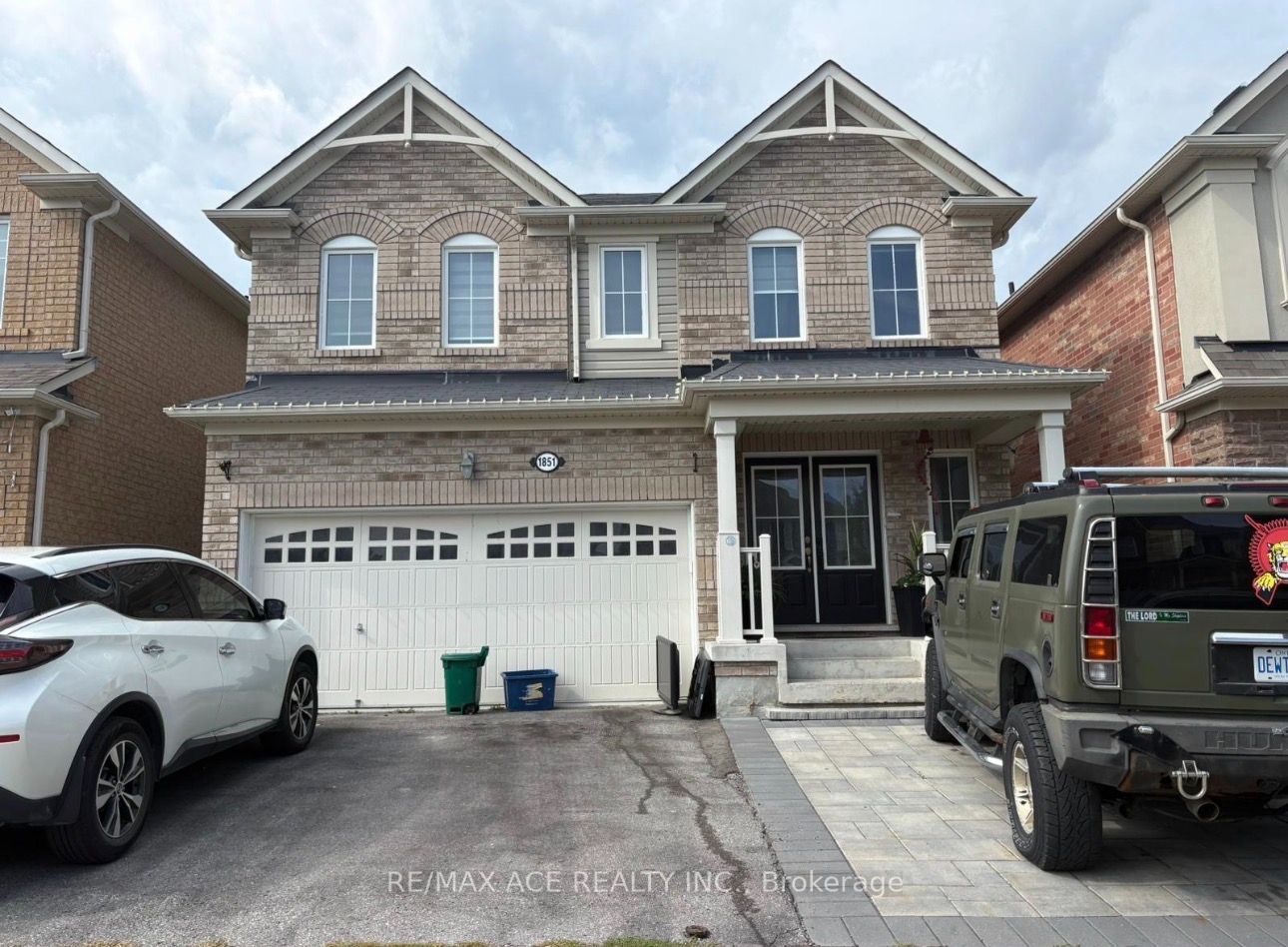 1851 Parkhurst Crescent Bsmt Property Photo 1