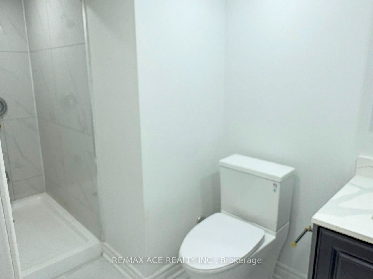 1851 Parkhurst Crescent Bsmt Property Photo 16