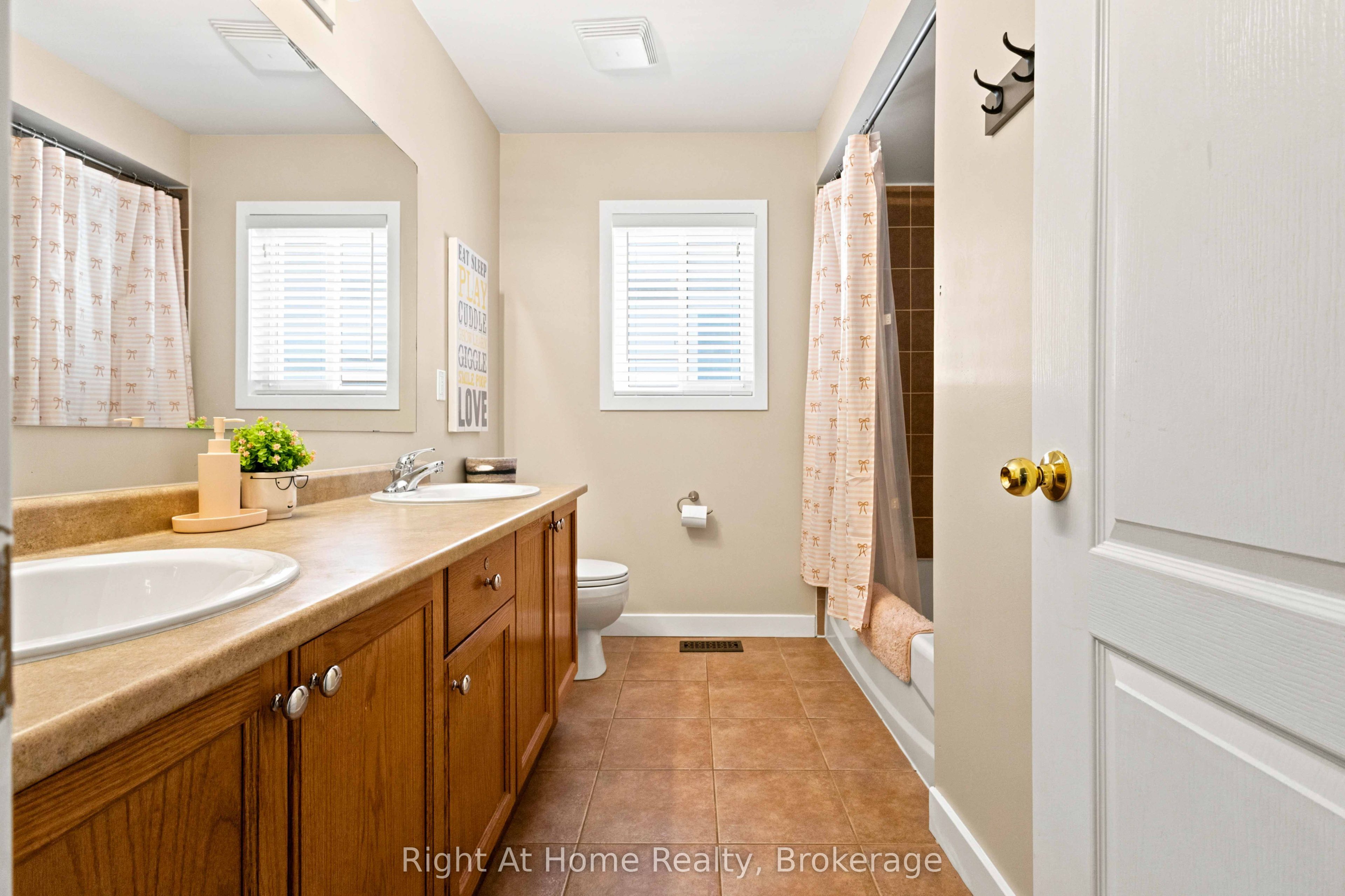 149 Dadson Drive Property Photo 20