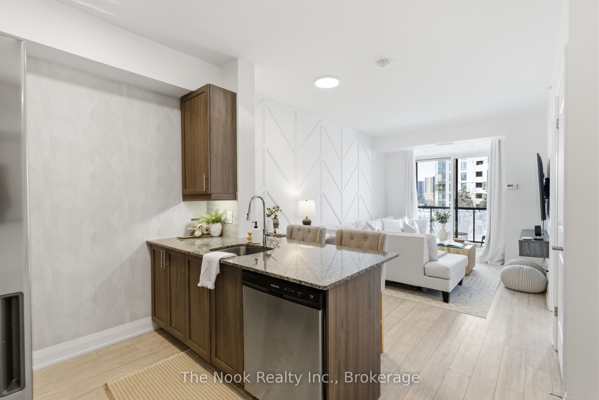 3655 Kingston Road 609 Property Photo 8