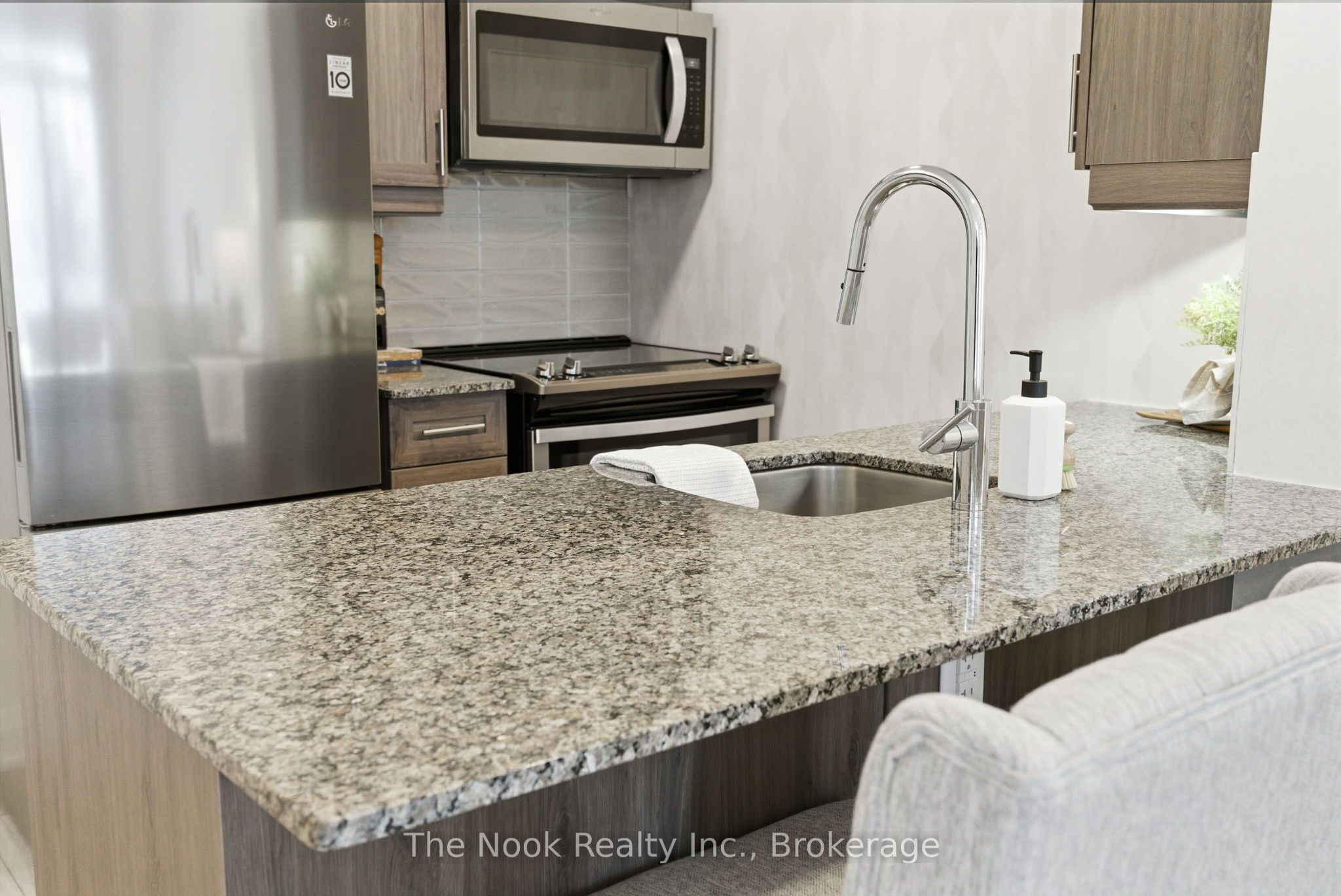 3655 Kingston Road 609 Property Photo 19