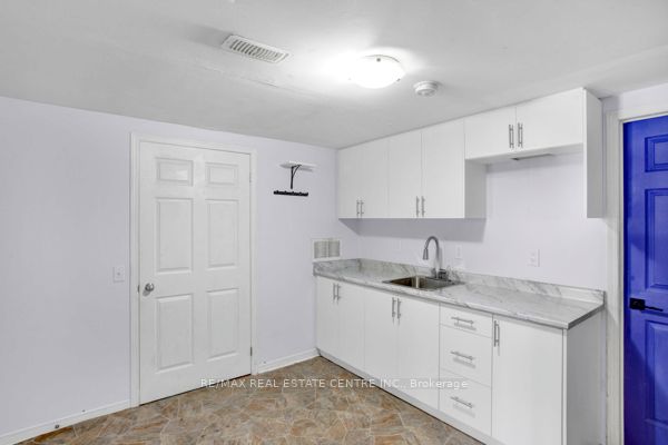 58 Avenue Street Property Photo 28