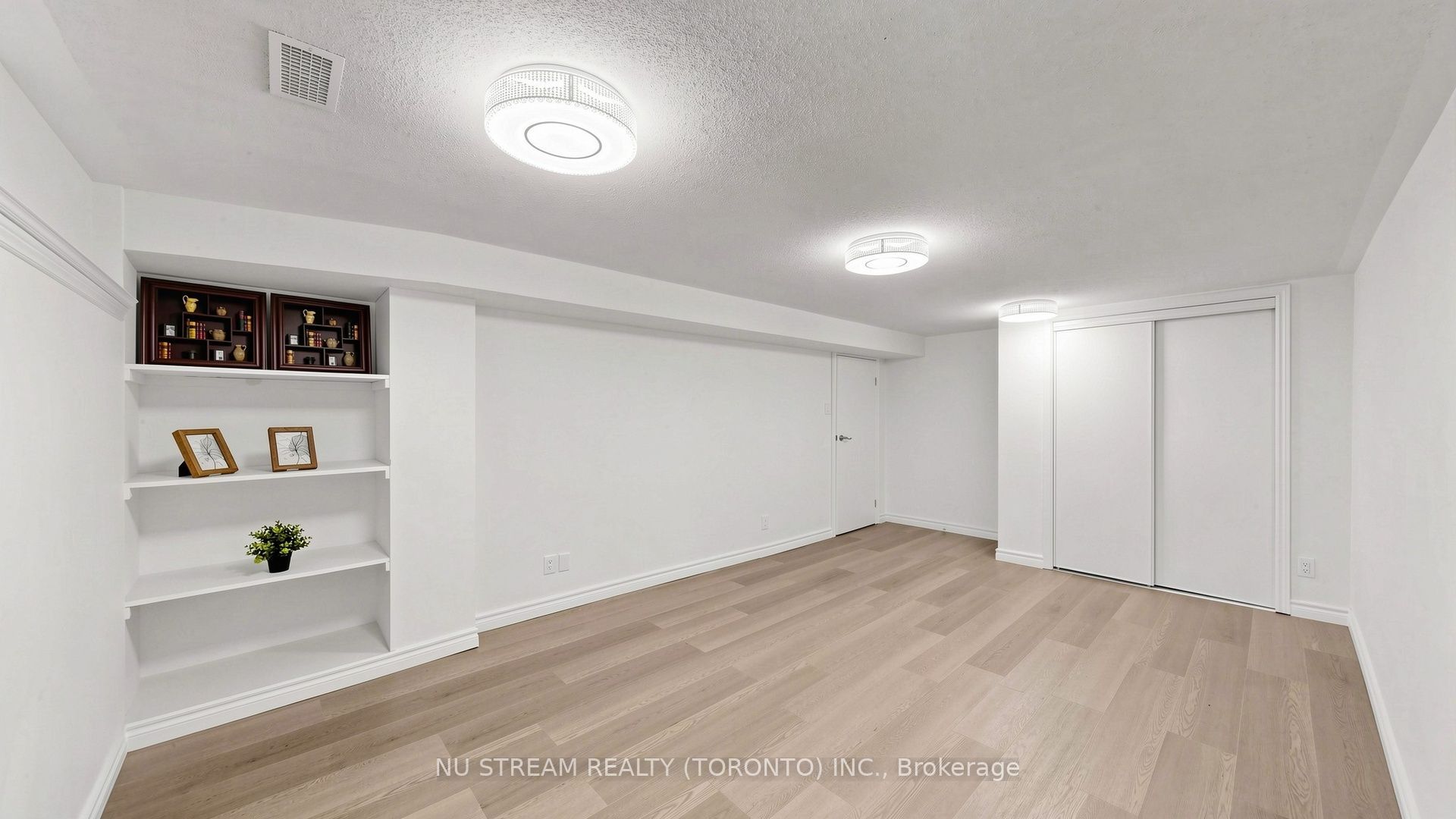 1356 Tatra Drive Property Photo 27