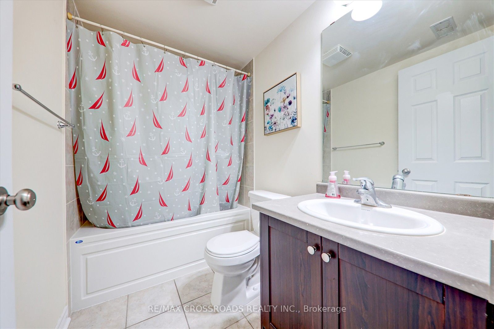19 Kawneer Terrace Property Photo 18