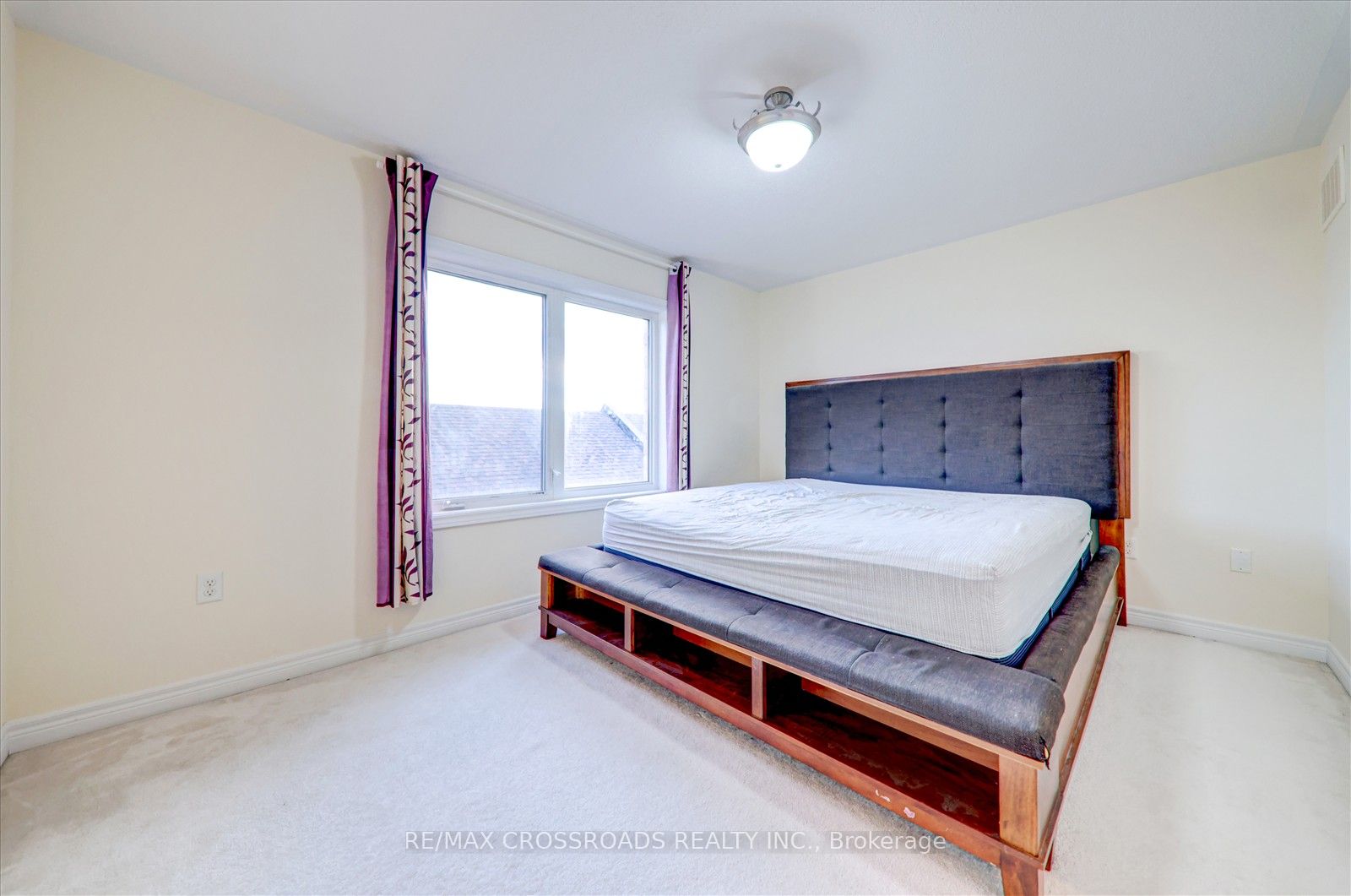 19 Kawneer Terrace Property Photo 24