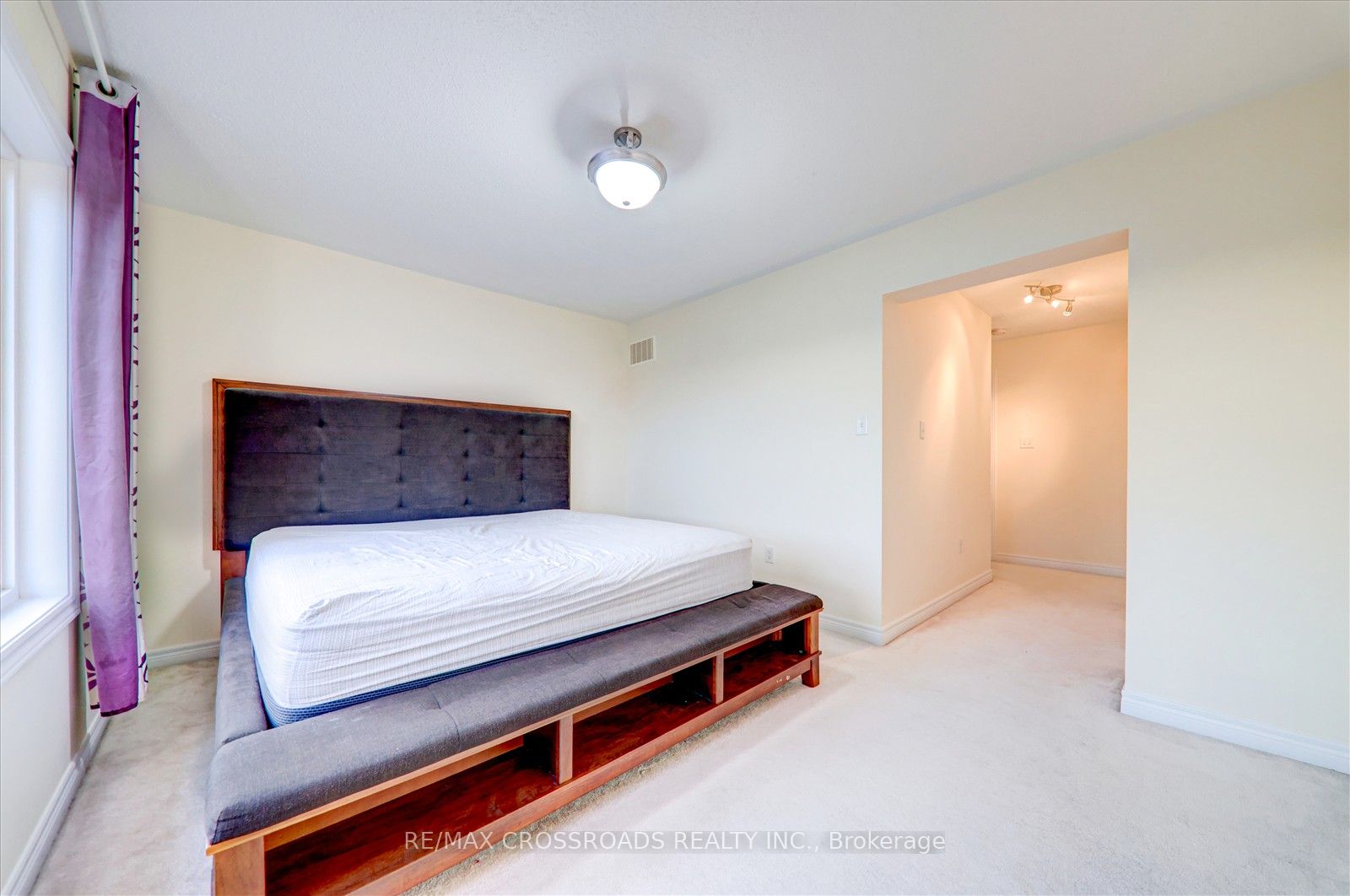 19 Kawneer Terrace Property Photo 25