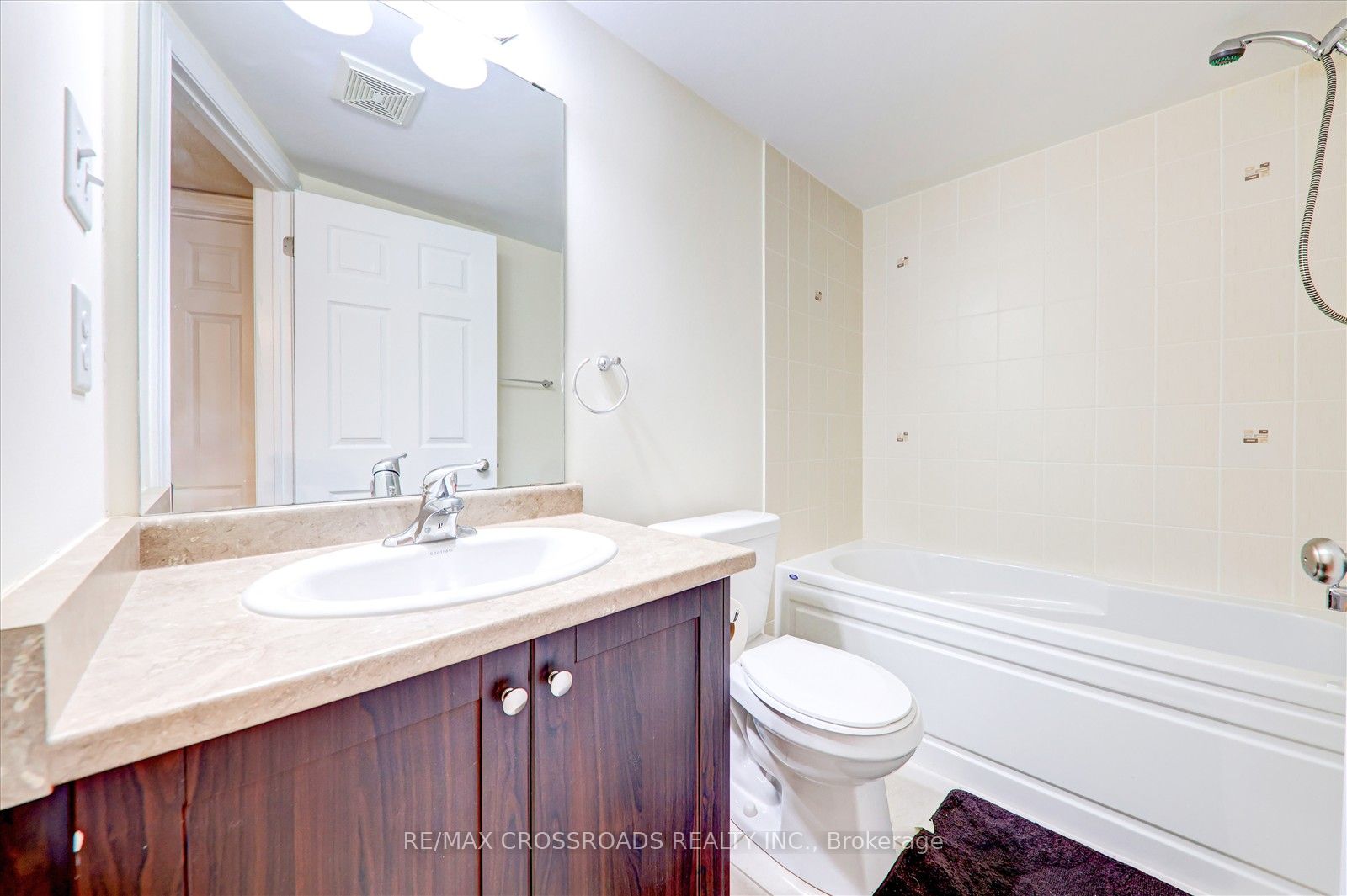 19 Kawneer Terrace Property Photo 28