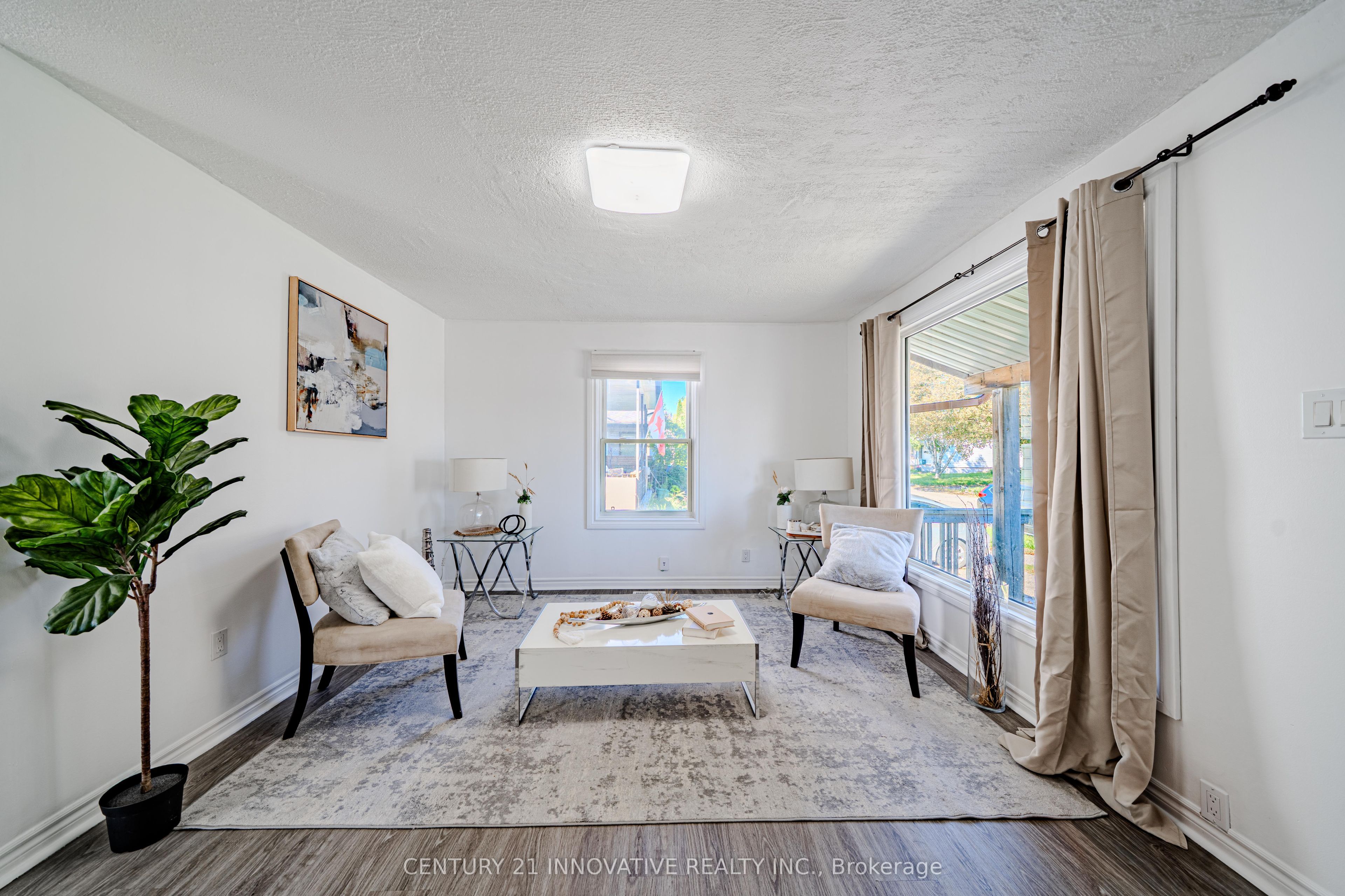 1 Edward Street Property Photo 9