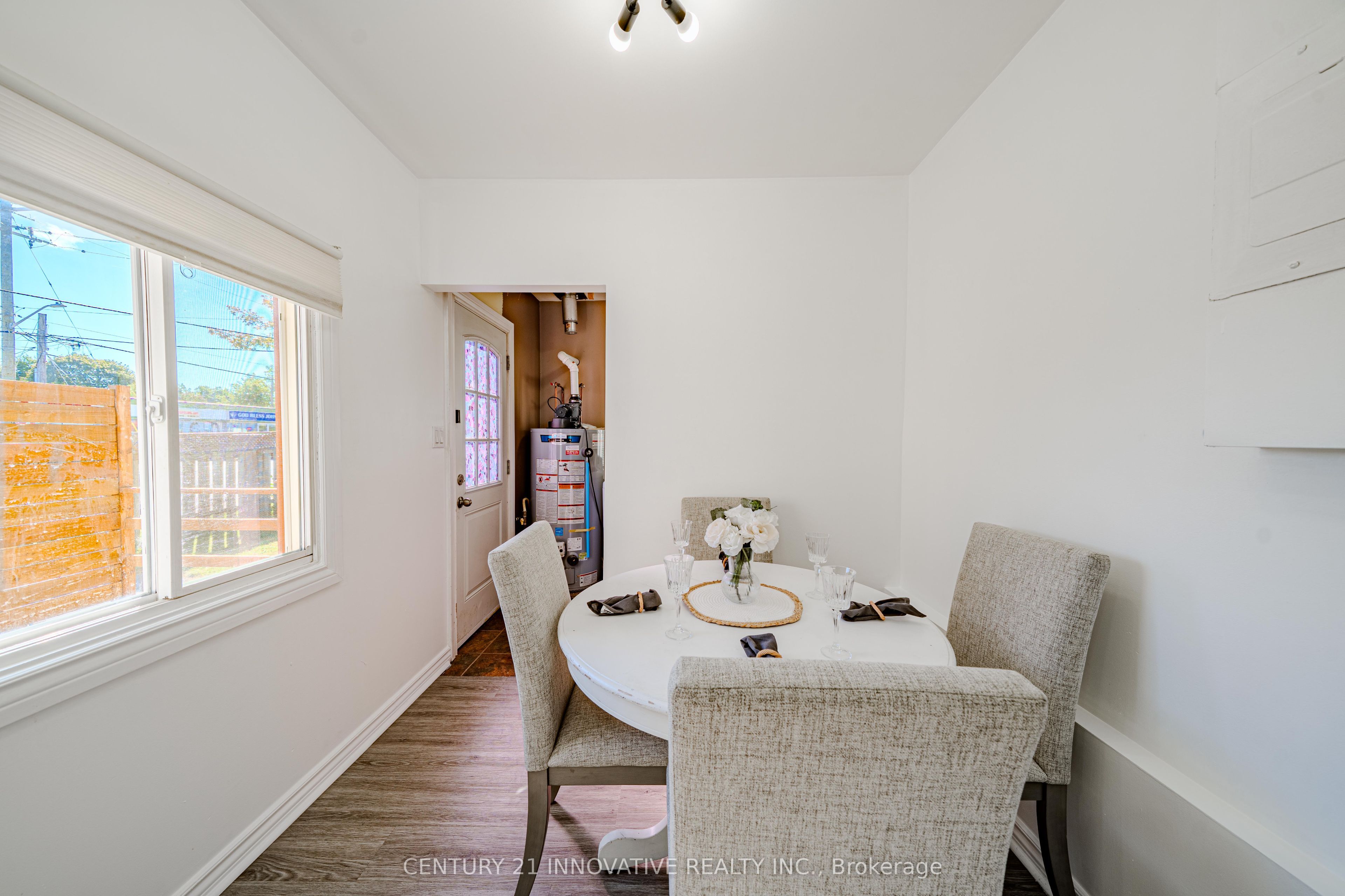 1 Edward Street Property Photo 18