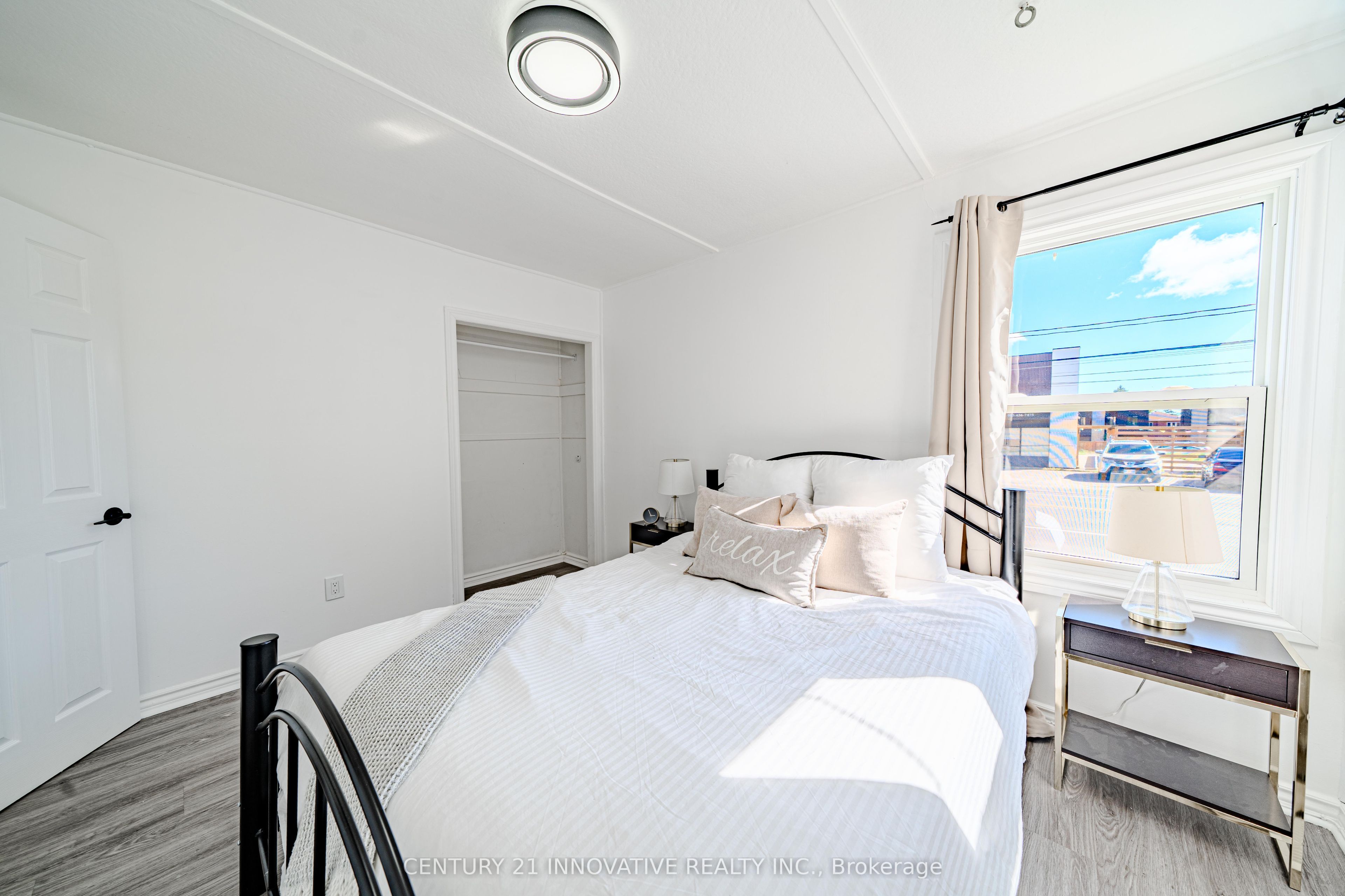 1 Edward Street Property Photo 24