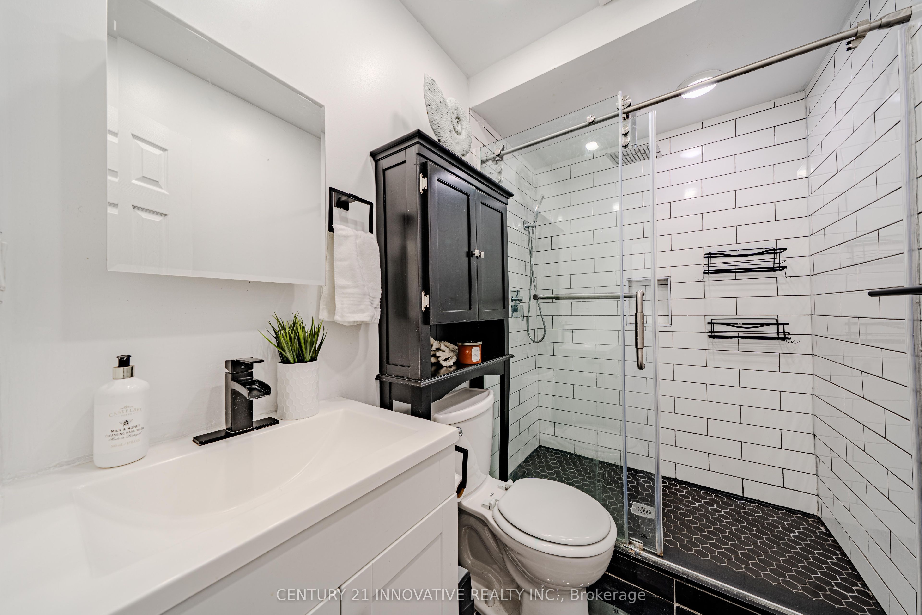 1 Edward Street Property Photo 29