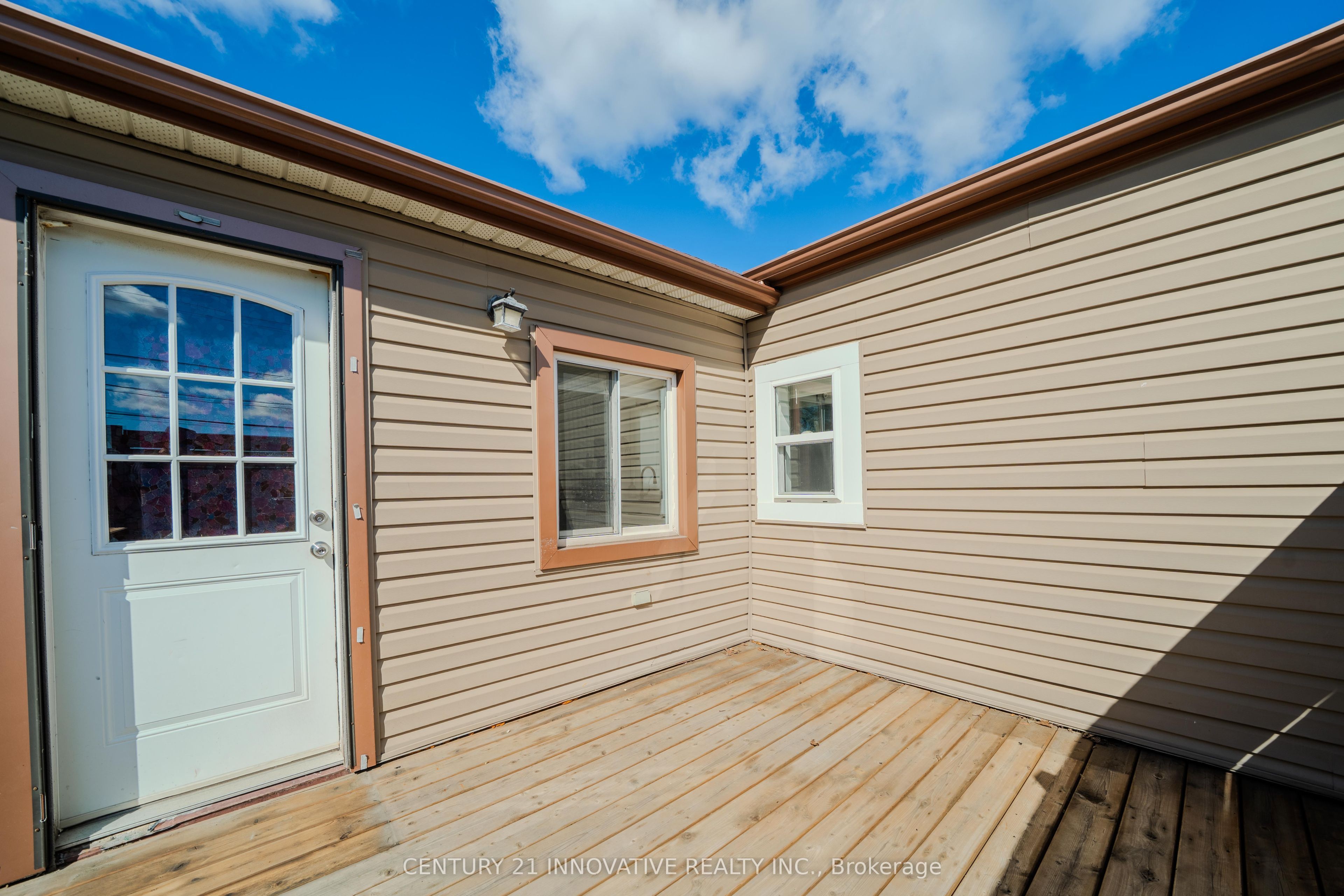 1 Edward Street Property Photo 33