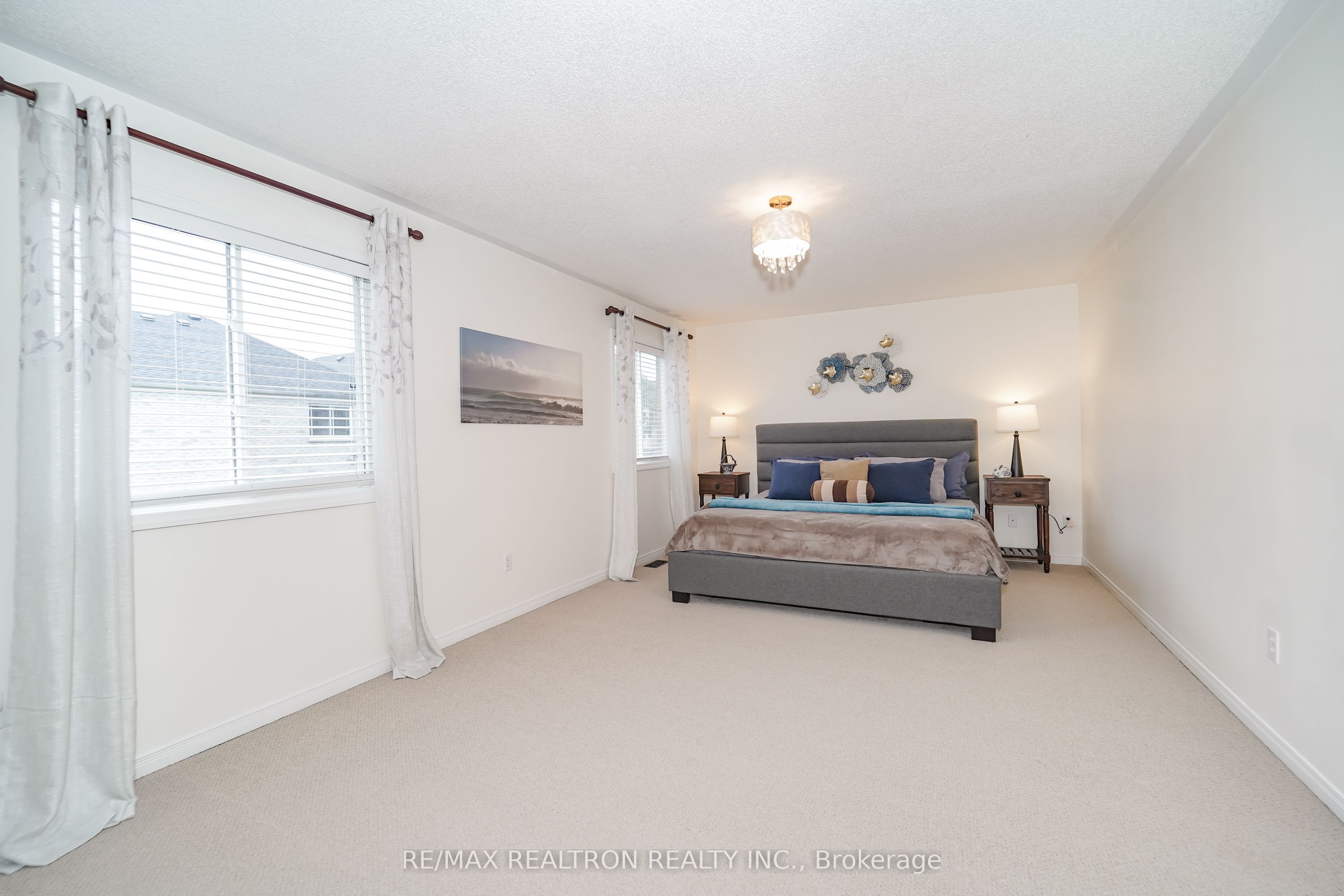 18 Byram Downs Street Property Photo 20
