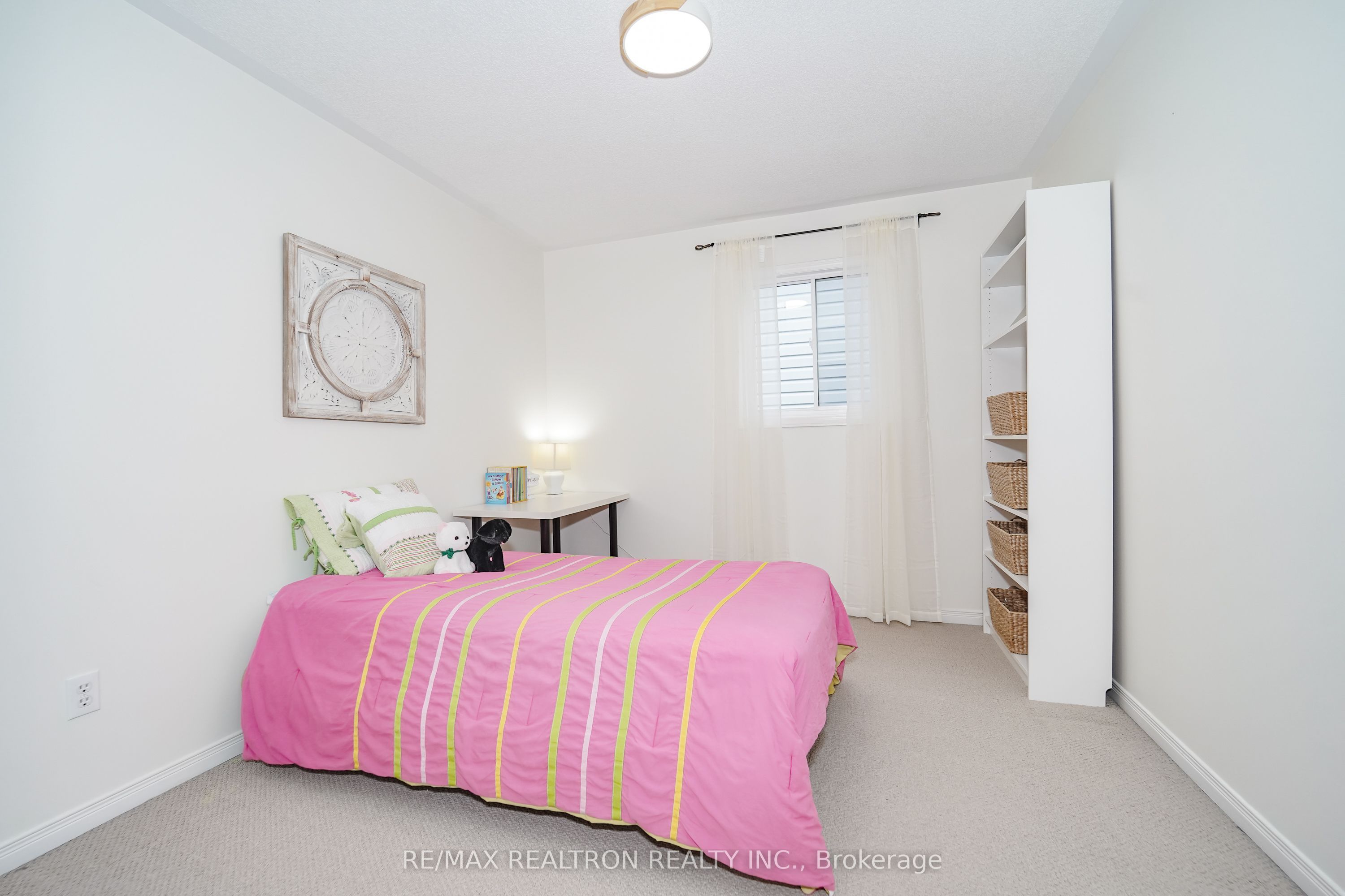 18 Byram Downs Street Property Photo 25