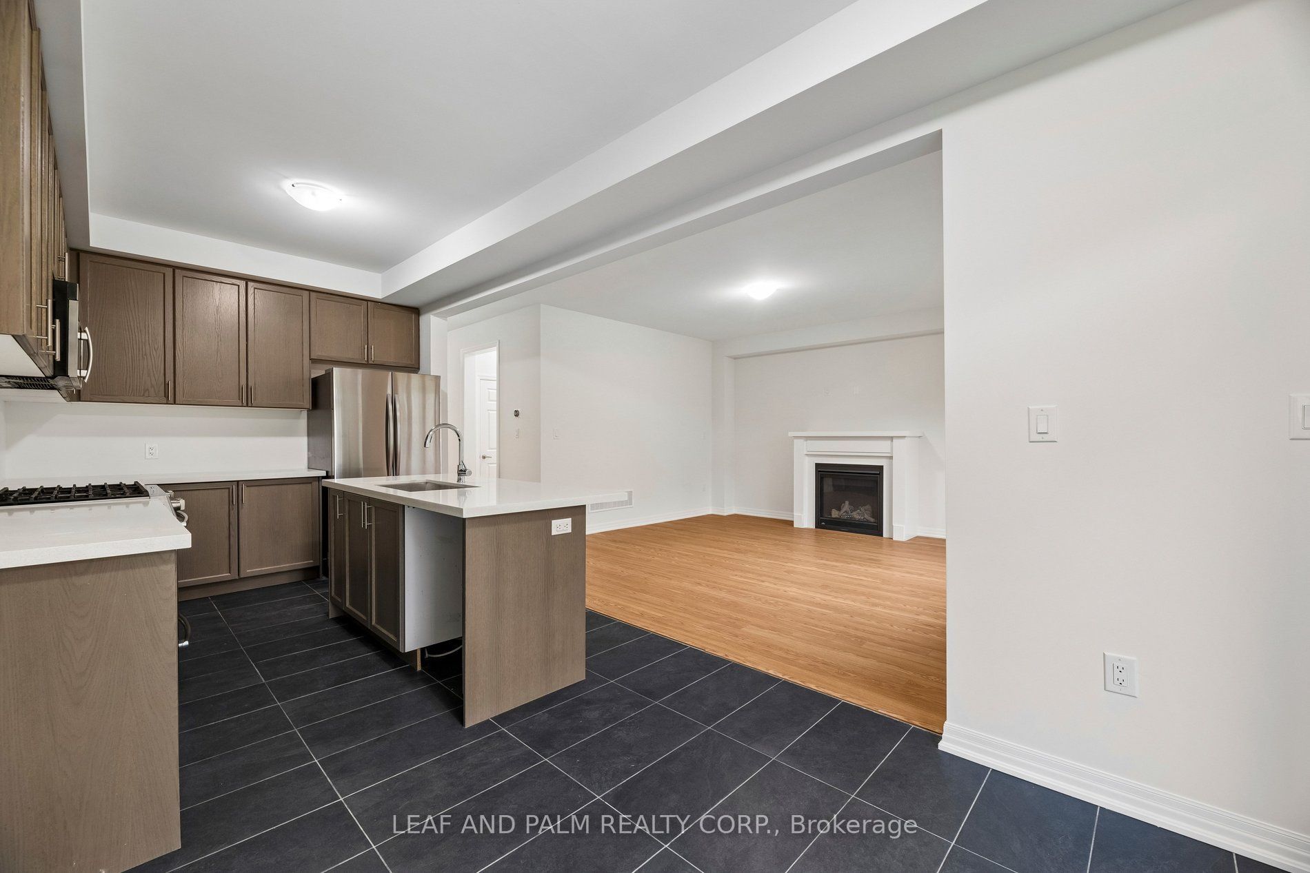 42 Northrop Avenue Property Photo 16