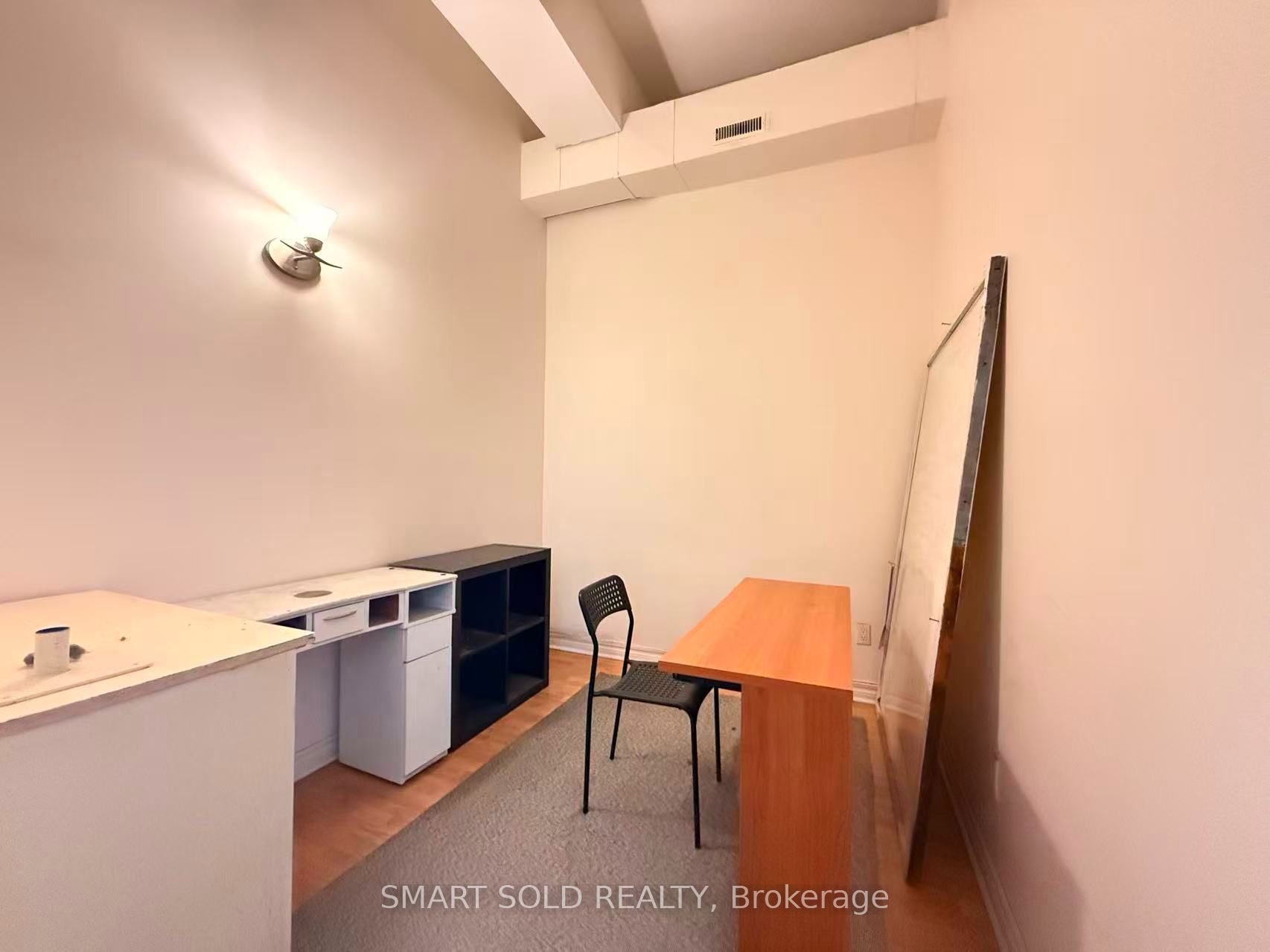 269 Broadview Avenue Property Photo 4