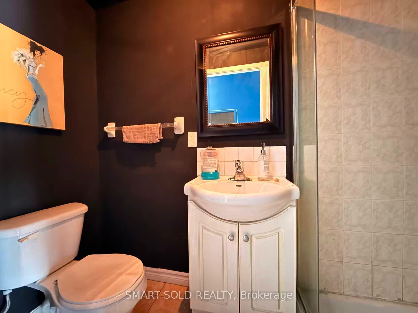 269 Broadview Avenue Property Photo 8