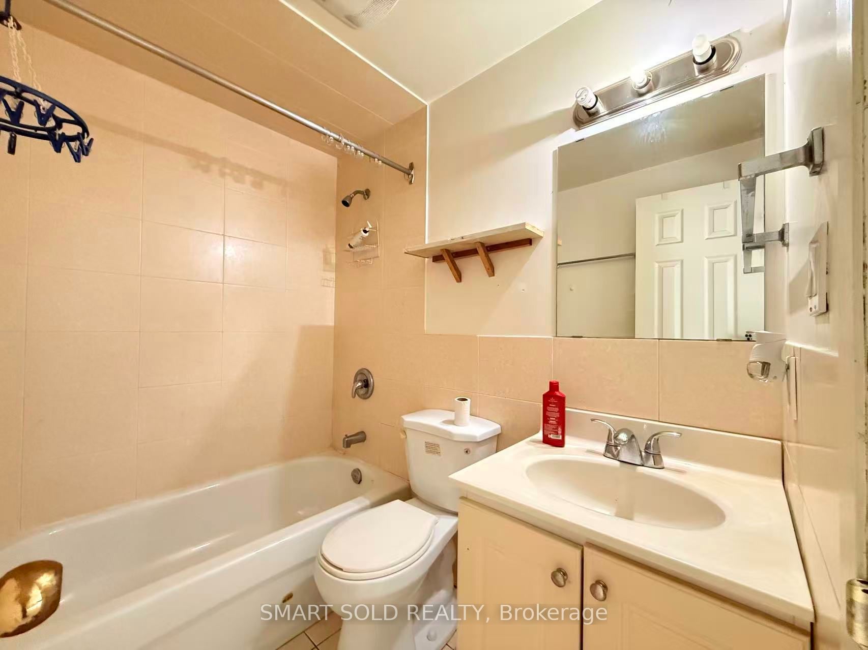 269 Broadview Avenue Property Photo 9